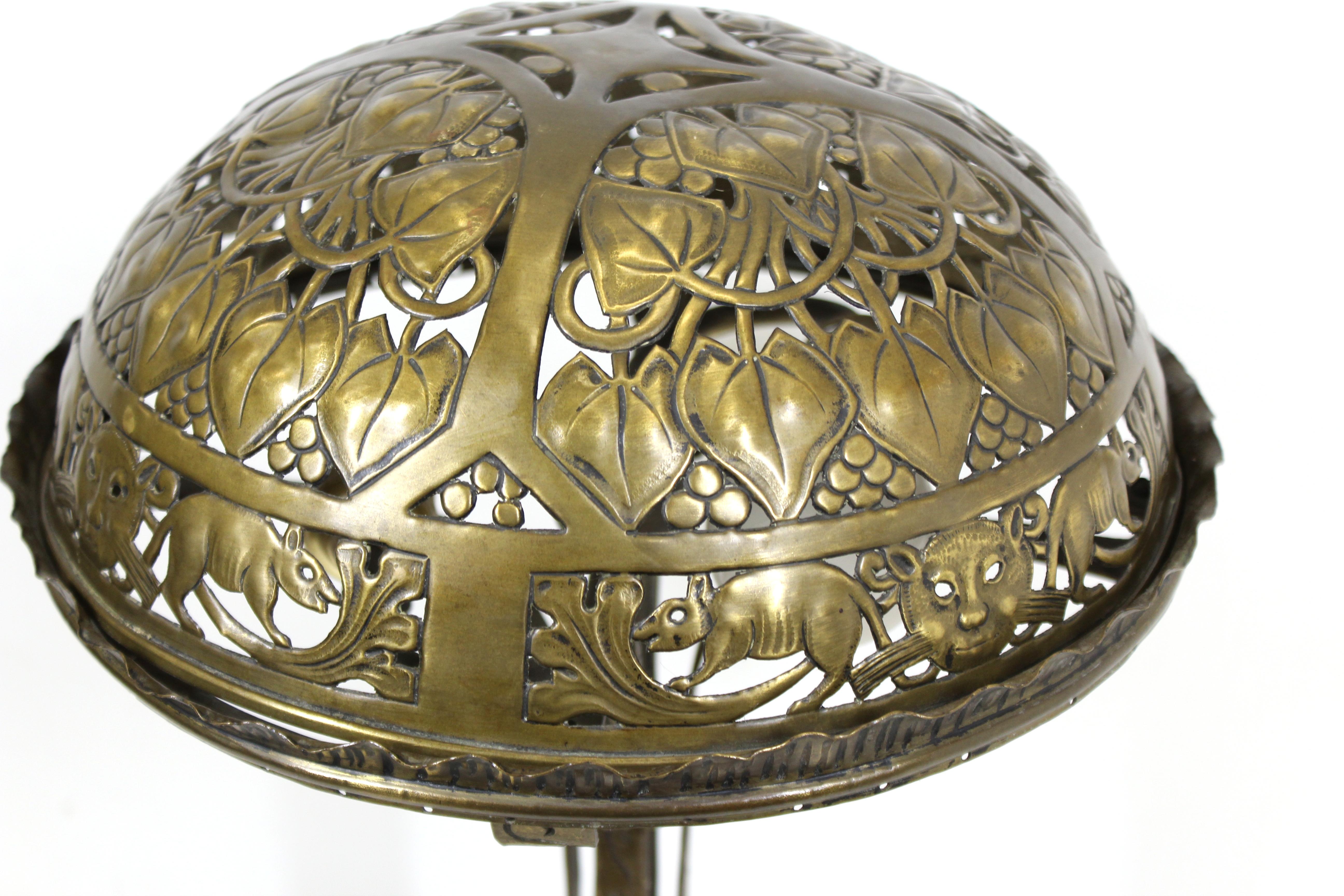Repoussé German Jugendstil Repousse Brass and Bronze Table Lamp Attributed to Oscar Bach For Sale