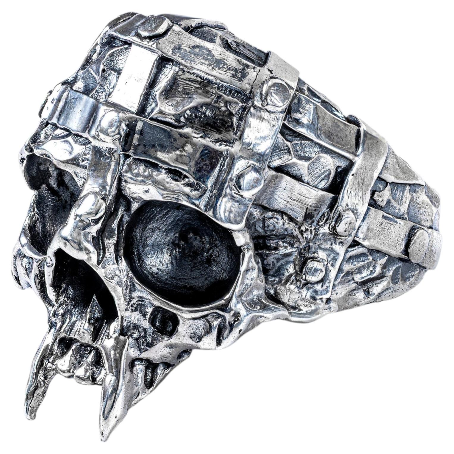 German Kabirski Diablerie Anillo de plata con calavera gótica de diseño texturizado en venta