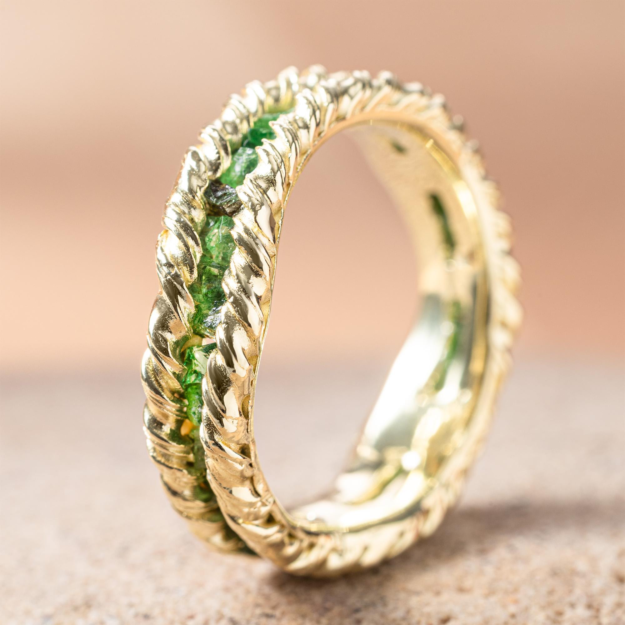 Anello in argento German Kabirski Gaiete con granato di tsavorite grezzo In condizioni Nuovo in vendita a West Palm Beach, FL