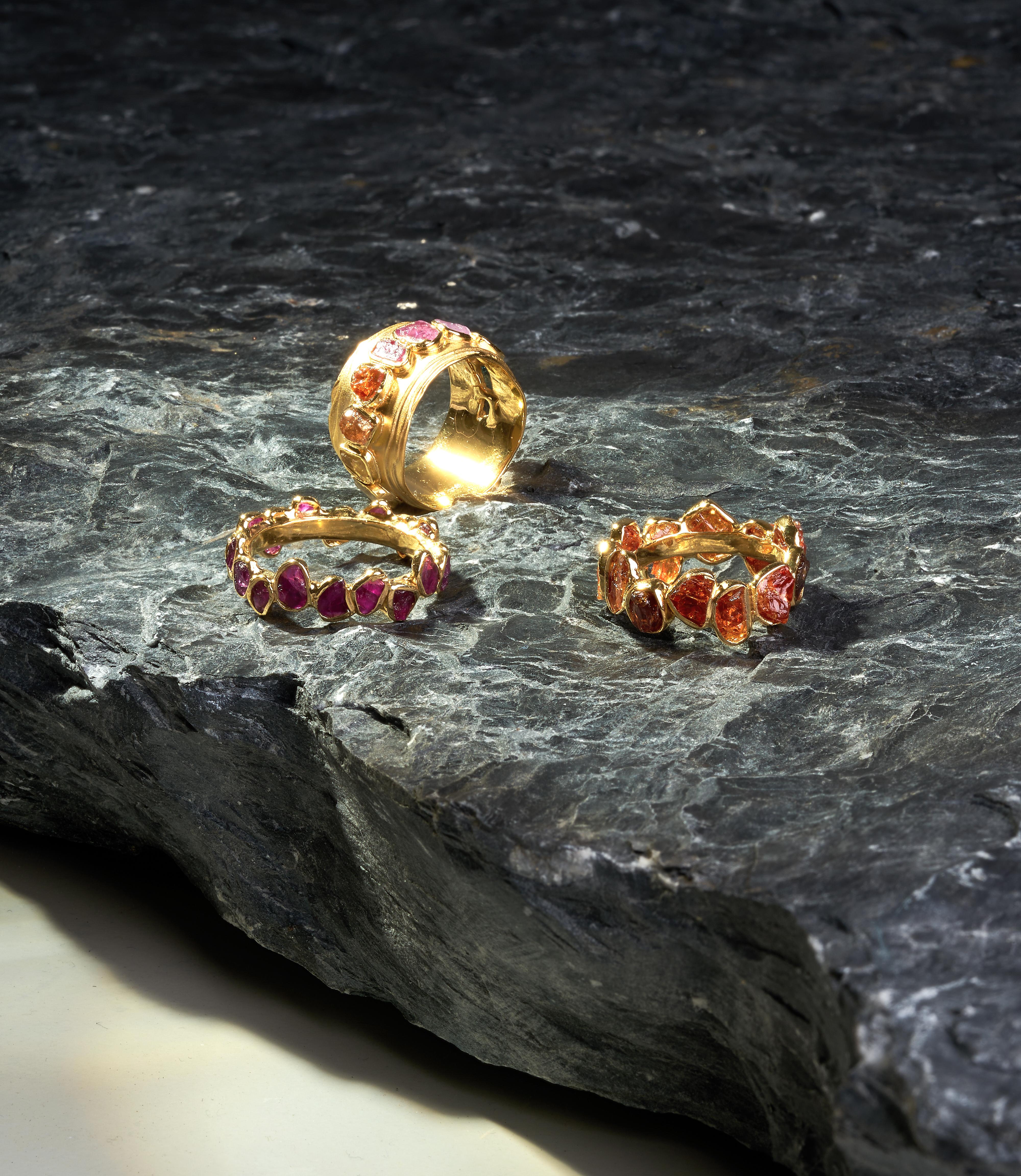 German Kabirski Livia Icono Rubí en bruto Anillo de plata chapado en oro en Nuevo estado para la venta en West Palm Beach, FL