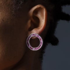 Boucles d'oreilles asymétriques en argent Medea rubis brut