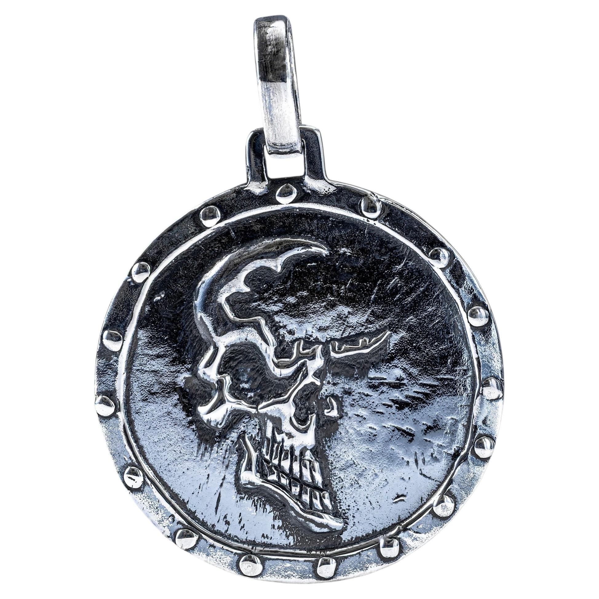 German Kabirski Revel Oxidized 925 Silver Gothic Pendant with Skull Design For Sale
