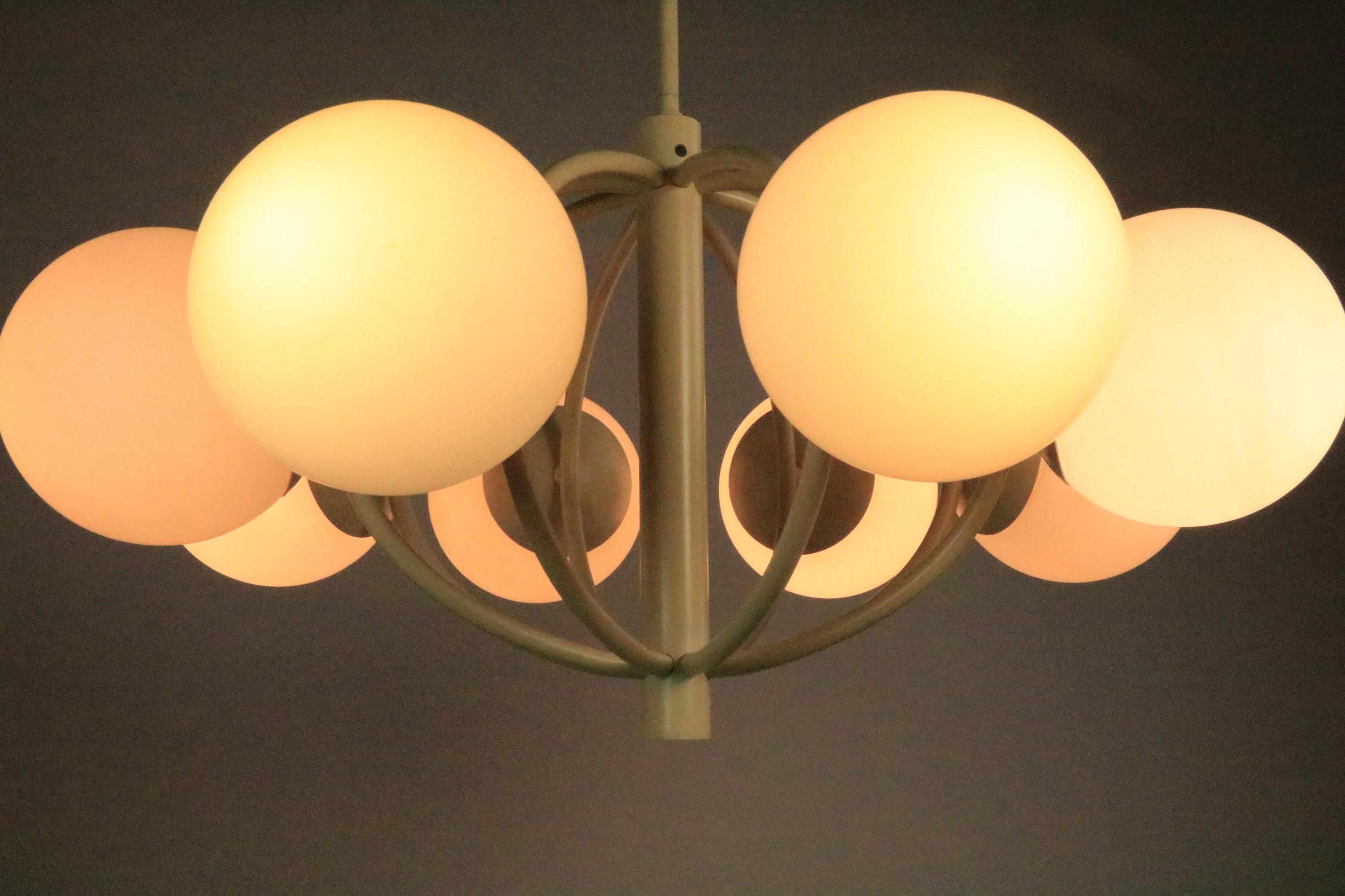 Metal German KAISER Sputnik Chandelier, 8 x White Glass Balls, Original 1970s