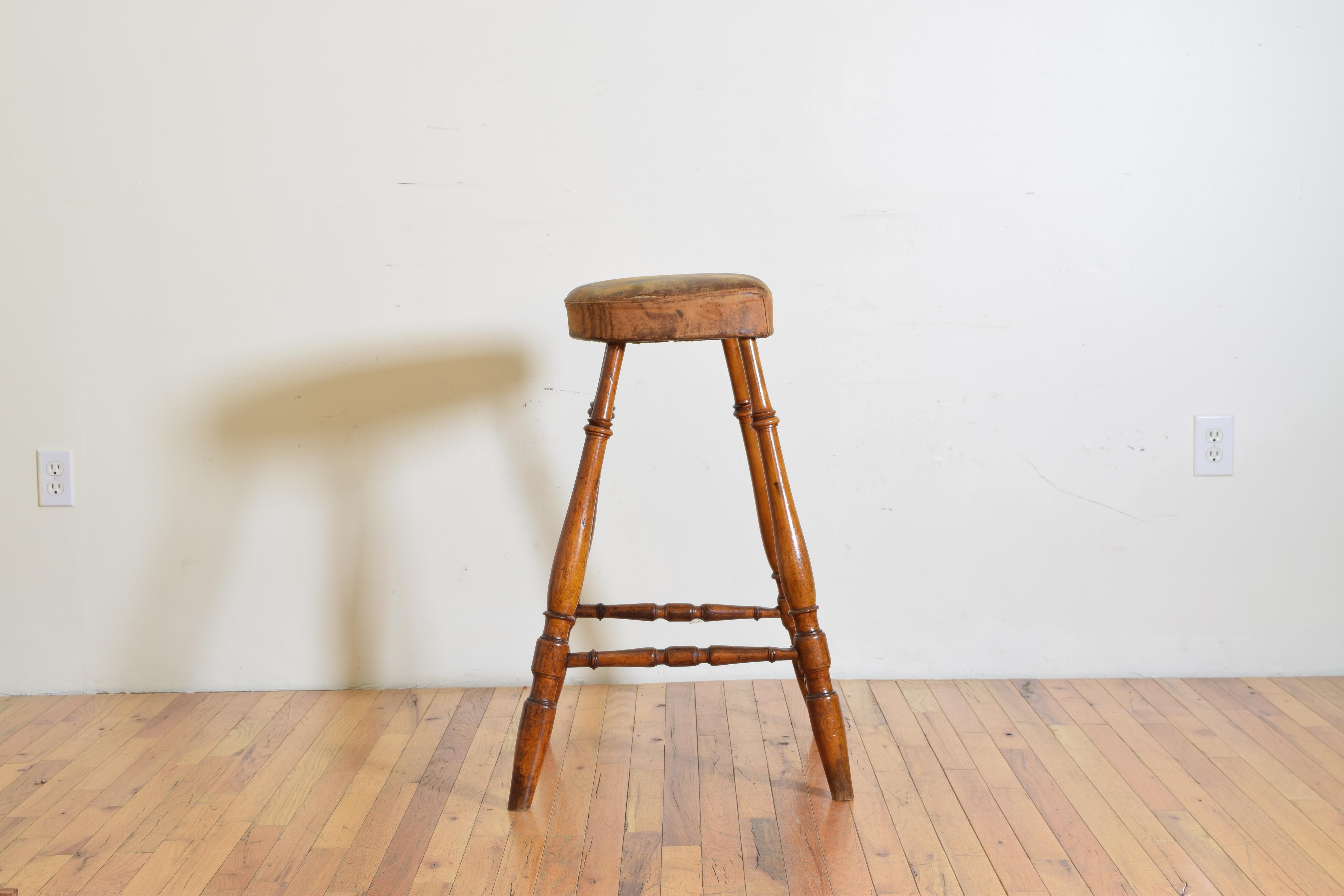 German Light Oak and Leather Upholstered Tall Stool, Mid-19th Century In Good Condition In Atlanta, GA