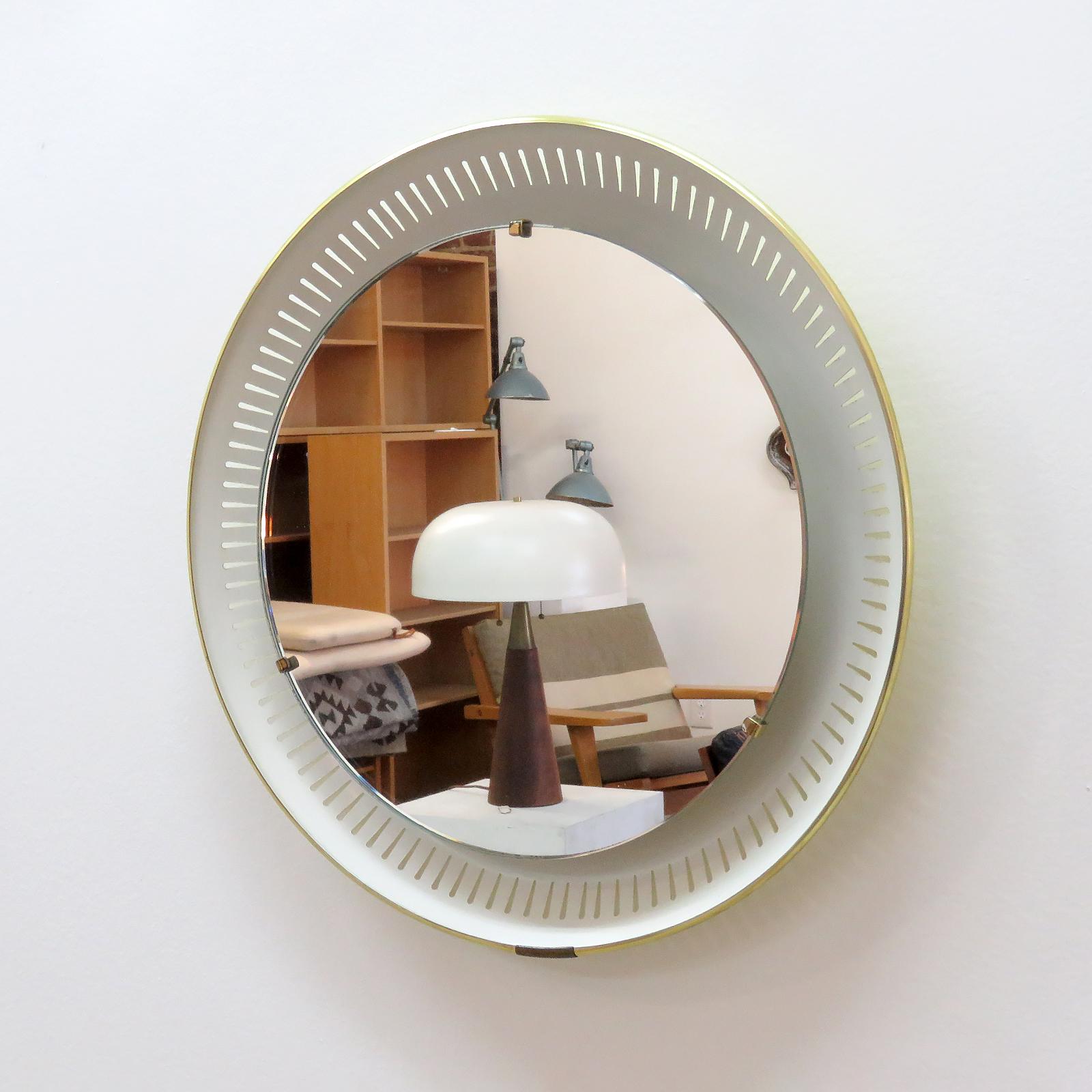 Mid-Century Modern Miroir lumineux allemand par Hillebrand, 1960 en vente
