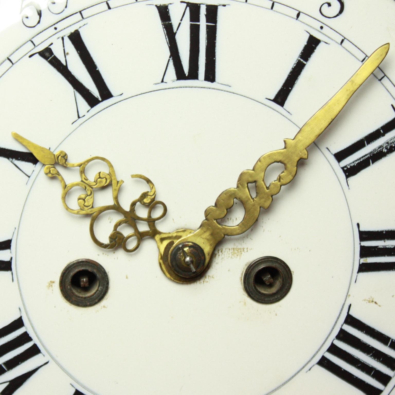 XVIIIe siècle Horloge à long boîtier en marqueterie allemande par Johann Wilhelm Wellershaus, fin du 18e siècle en vente