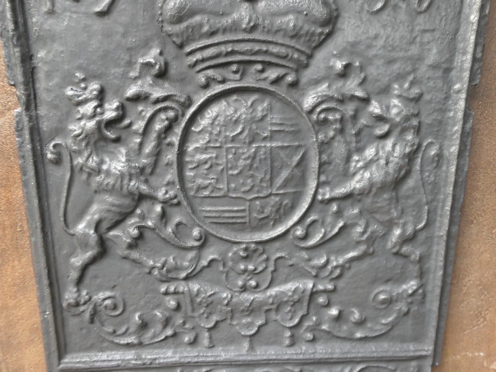 German Louis XV Period 'Coat of Arms' Fireback / Backsplash, 18th Century For Sale 3
