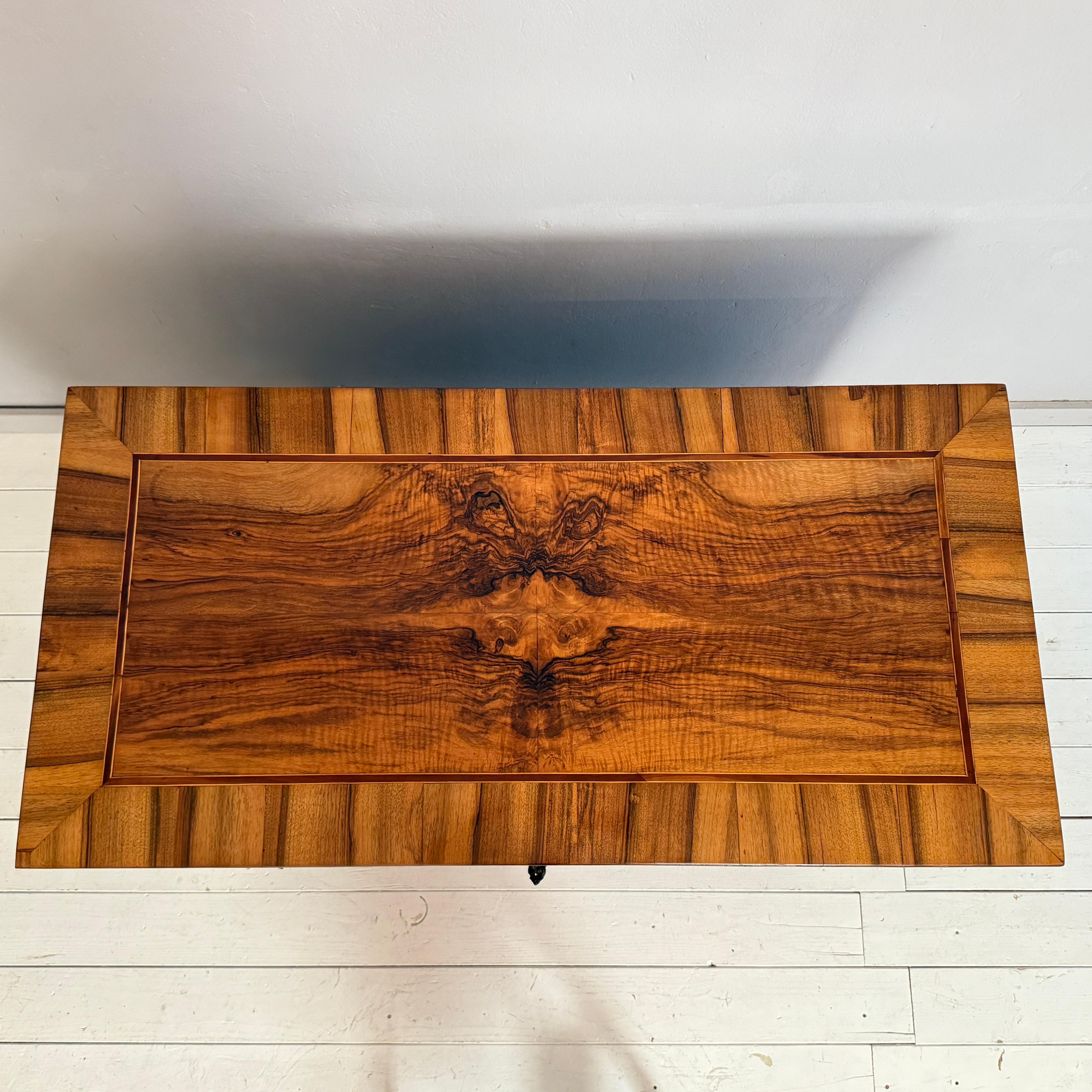 Late 18th Century German Louis XVI Walnut Commode with Geometric Inlays, Circa 1780 For Sale