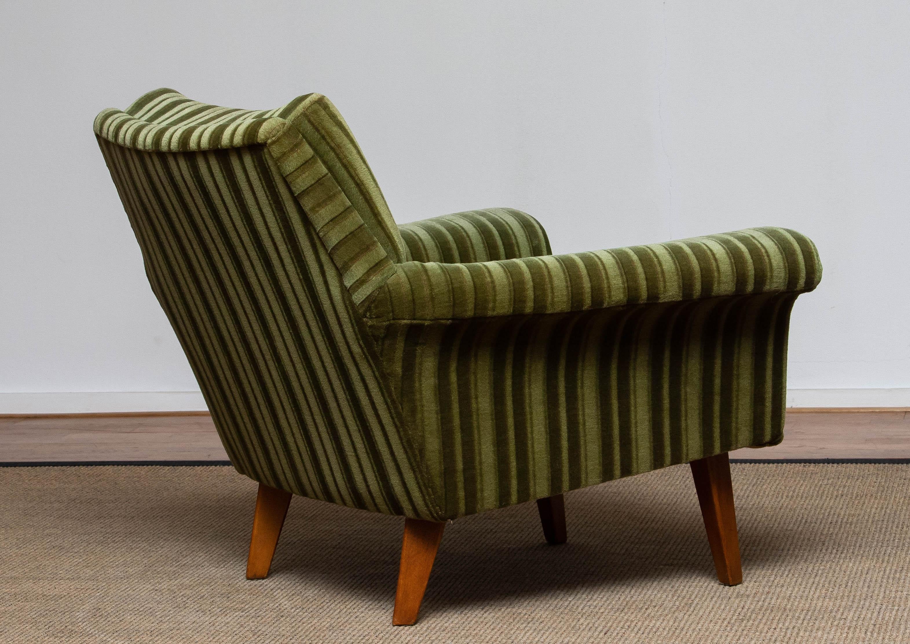 German Lounge Chair Beech Details Upholstered With Original Green Velvet. 1950s 3