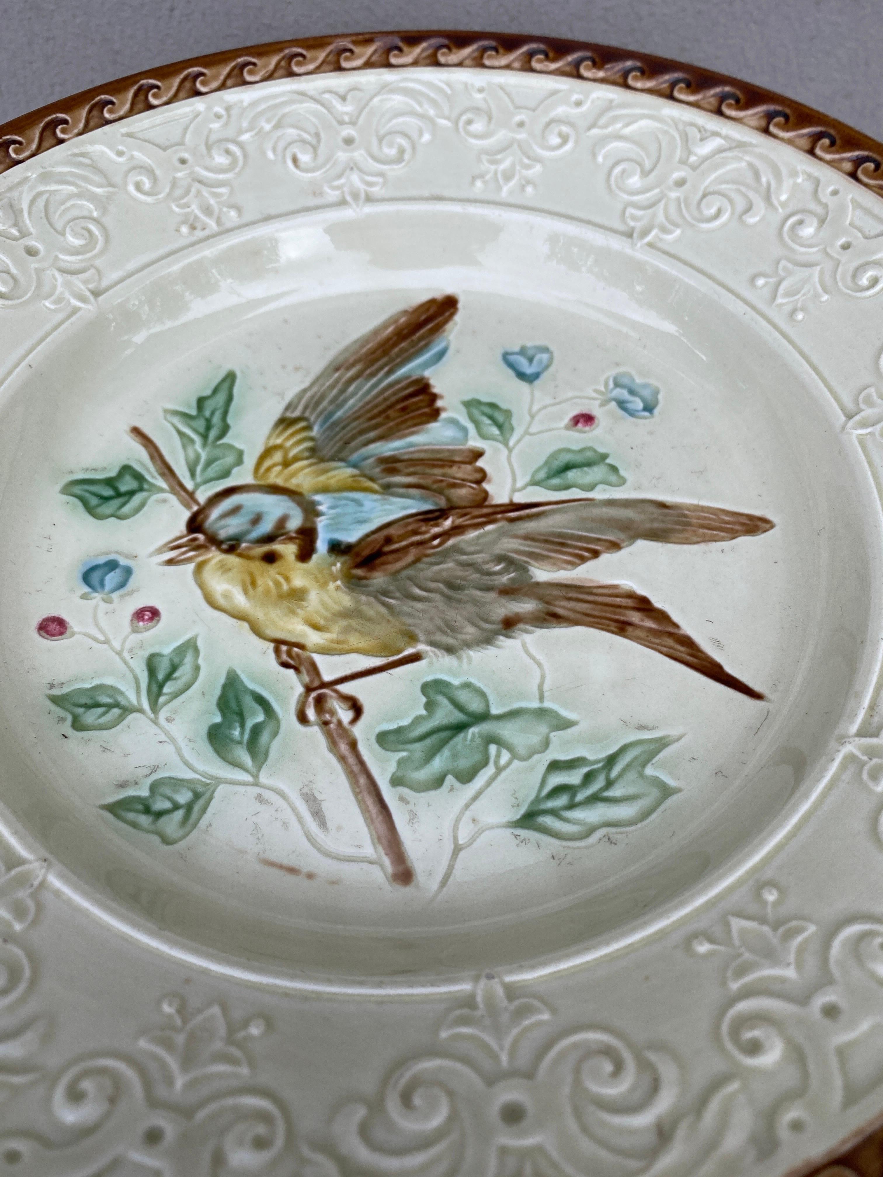 French German Majolica Bird Cake Stand Circa 1890 For Sale