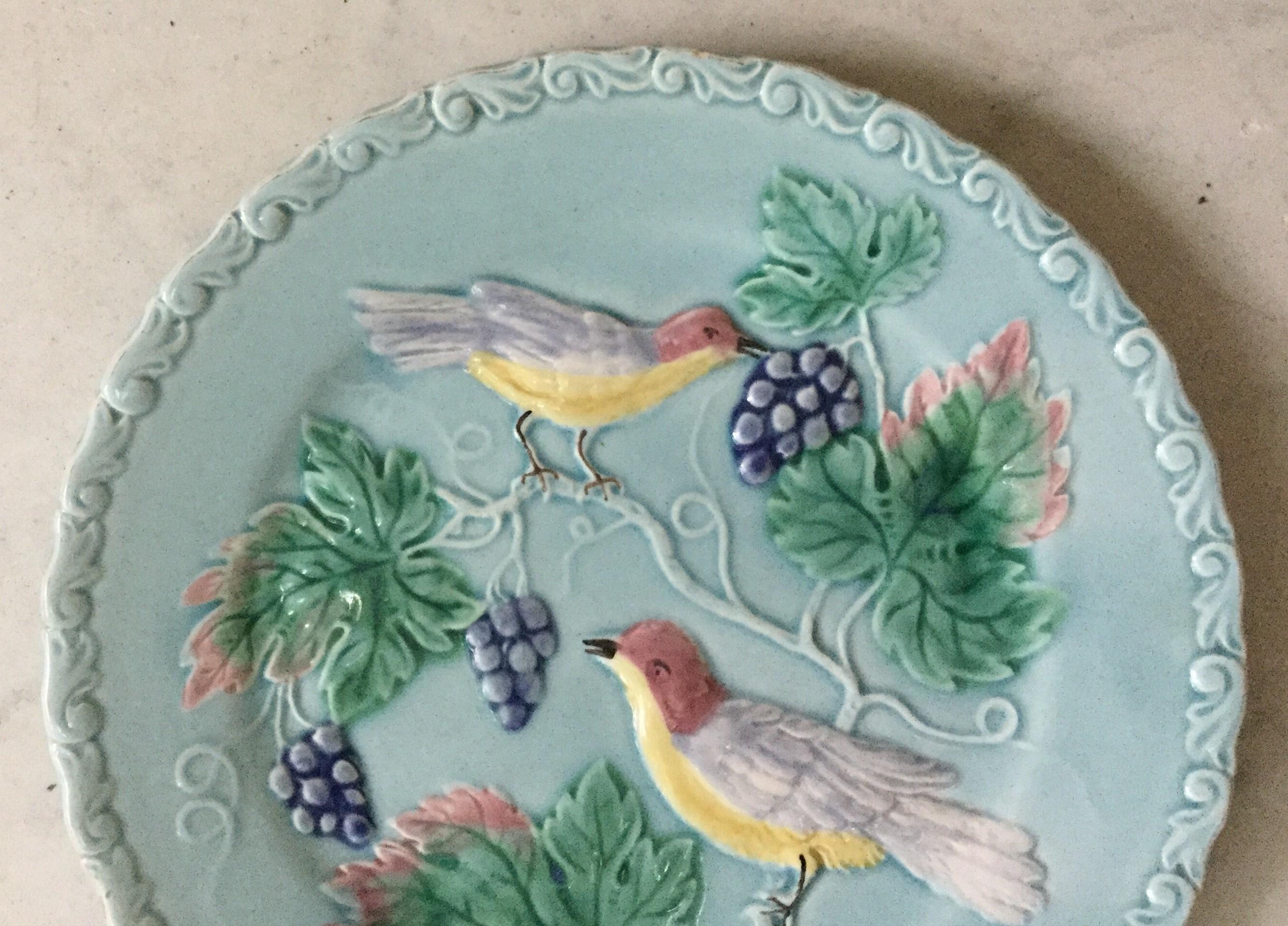 Early 20th Century German Majolica Birds and Grapes Plate, circa 1900