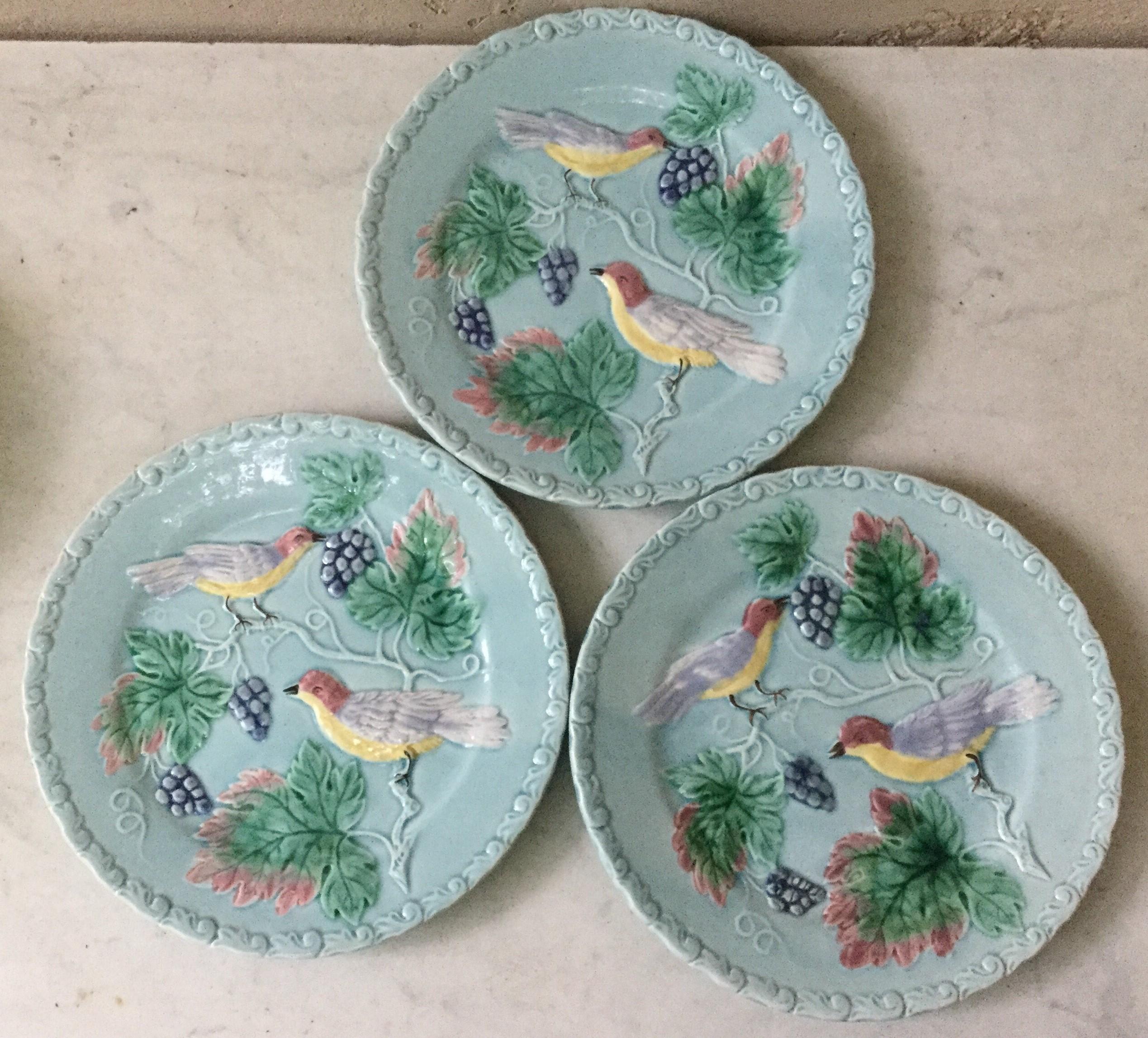 Ceramic German Majolica Birds and Grapes Plate, circa 1900