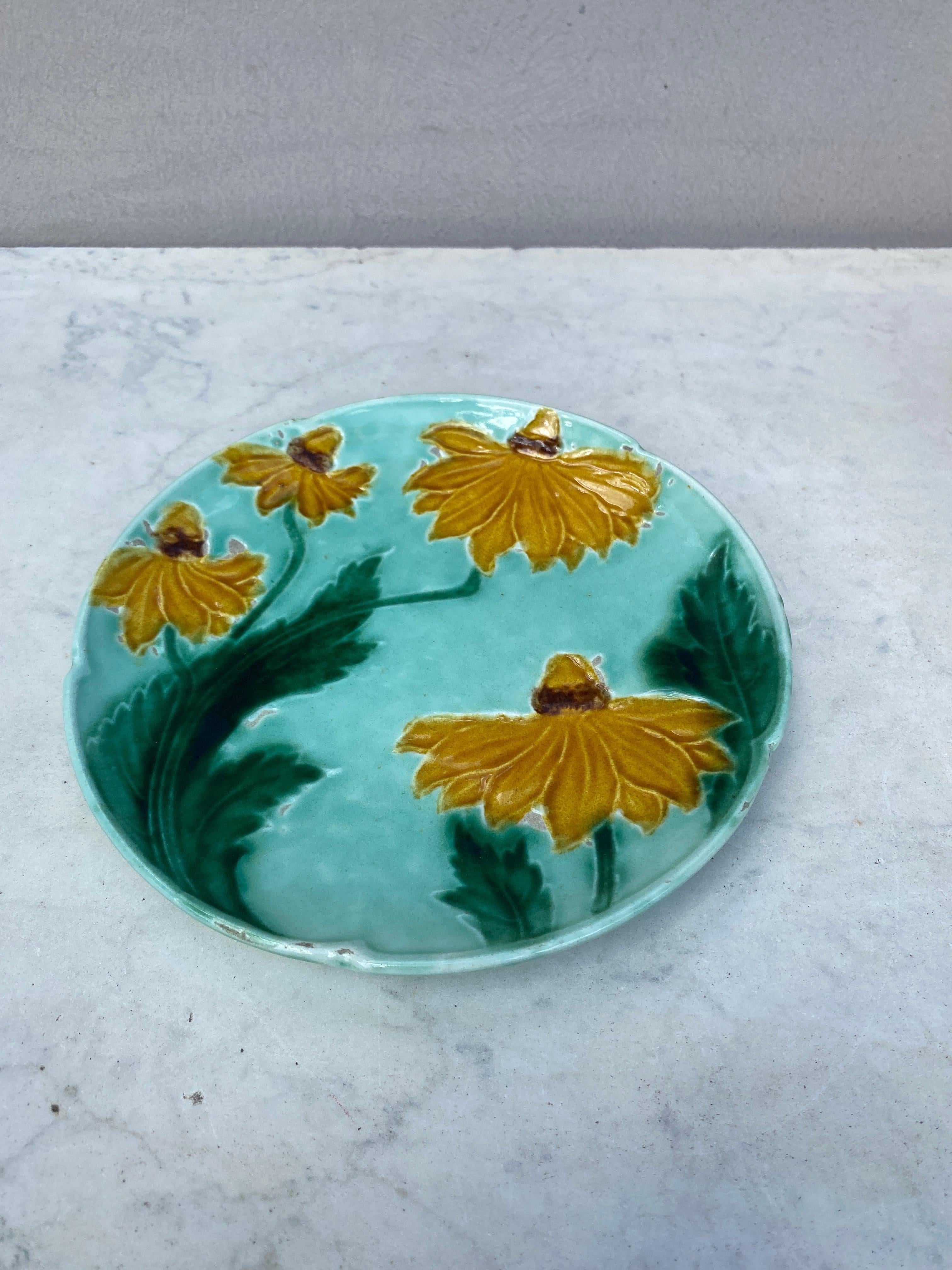 German Majolica Black-Eyed Susan plate circa 1900.