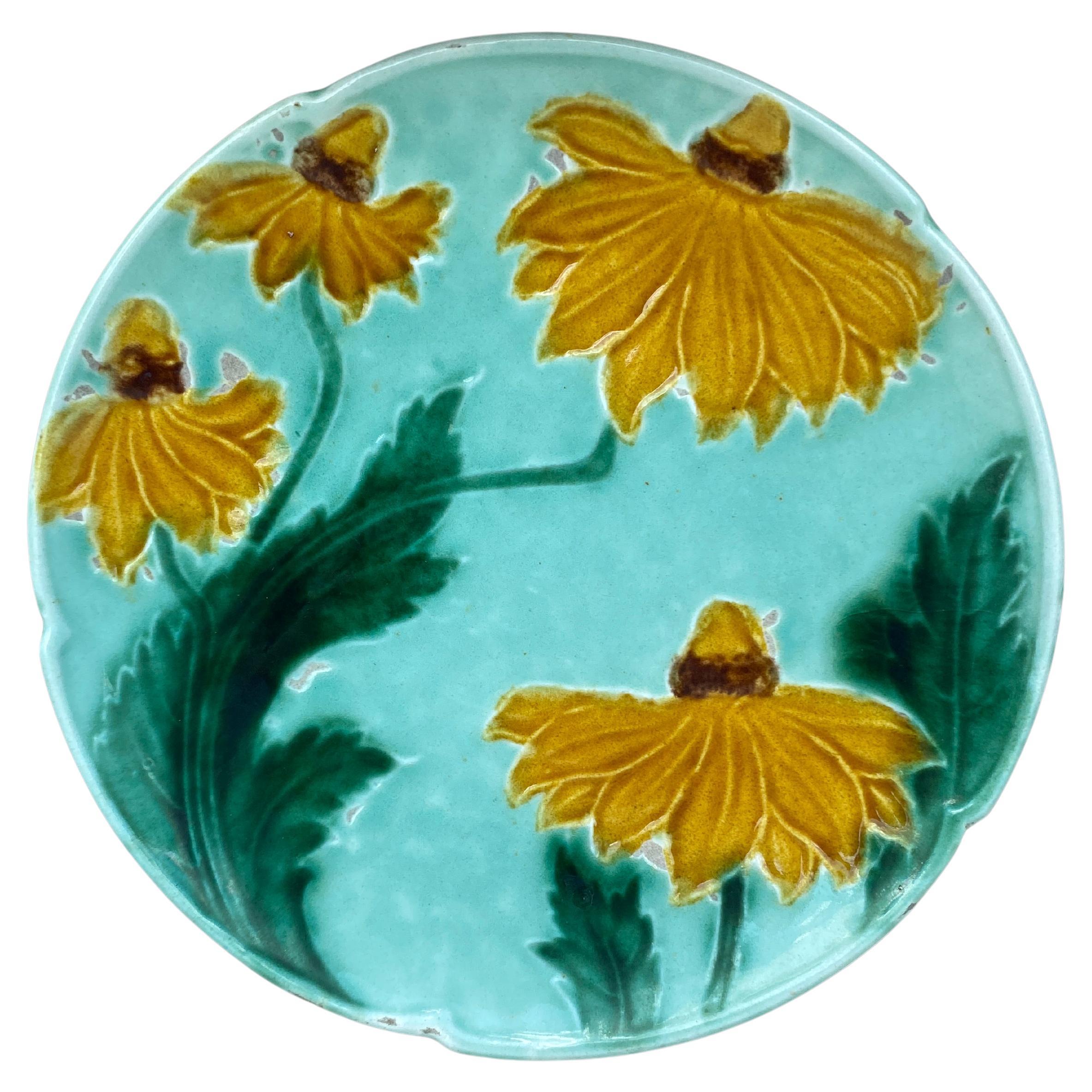 German Majolica Black-Eyed Susan Plate Circa 1900 For Sale
