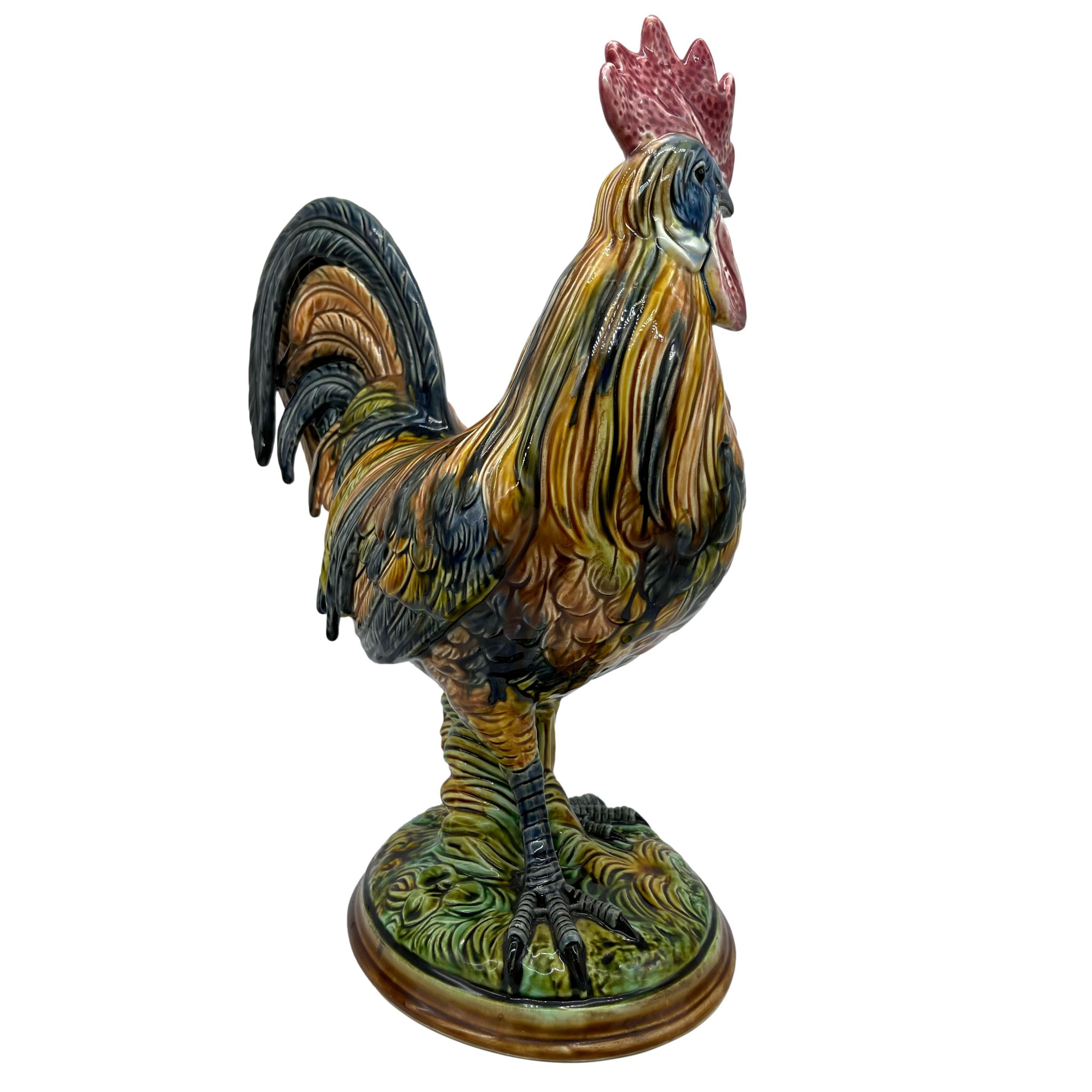 German Majolica Figural Rooster by Riedel Von Riedelstein, Dallwitz, ca. 1885 In Good Condition For Sale In Banner Elk, NC