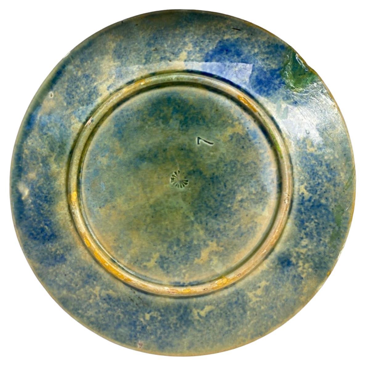 Tedesco Piatto in maiolica tedesco Foglie e Felci, 1890 circa in vendita