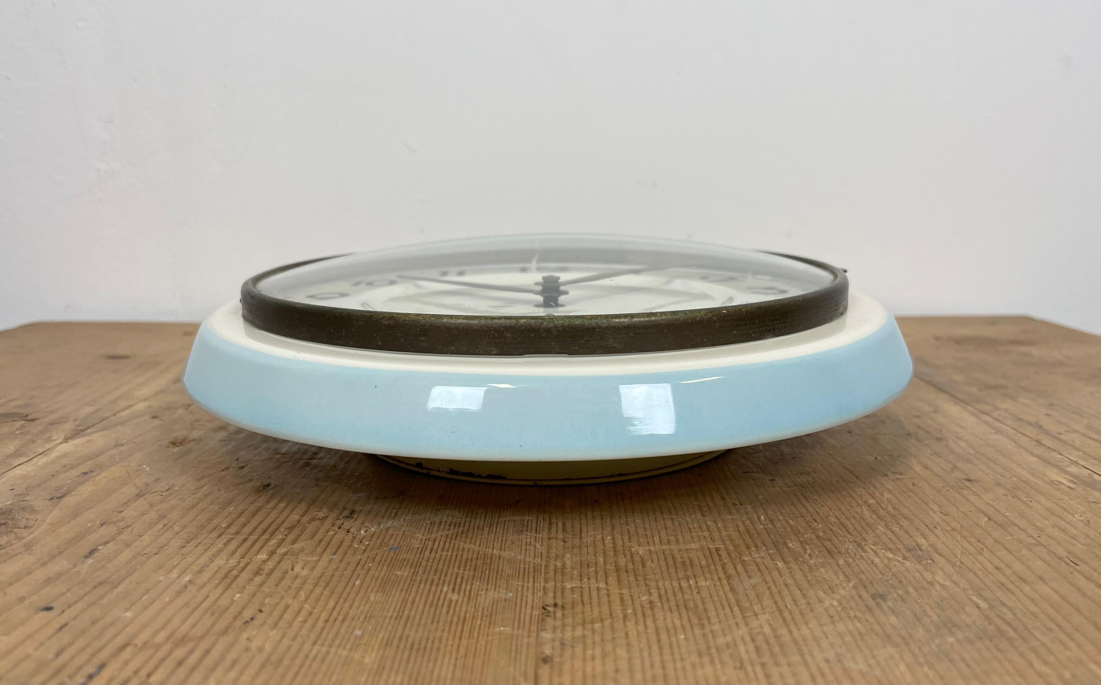 German Mechanical Ceramic Wall Clock from Wehrle, 1960s In Good Condition In Kojetice, CZ