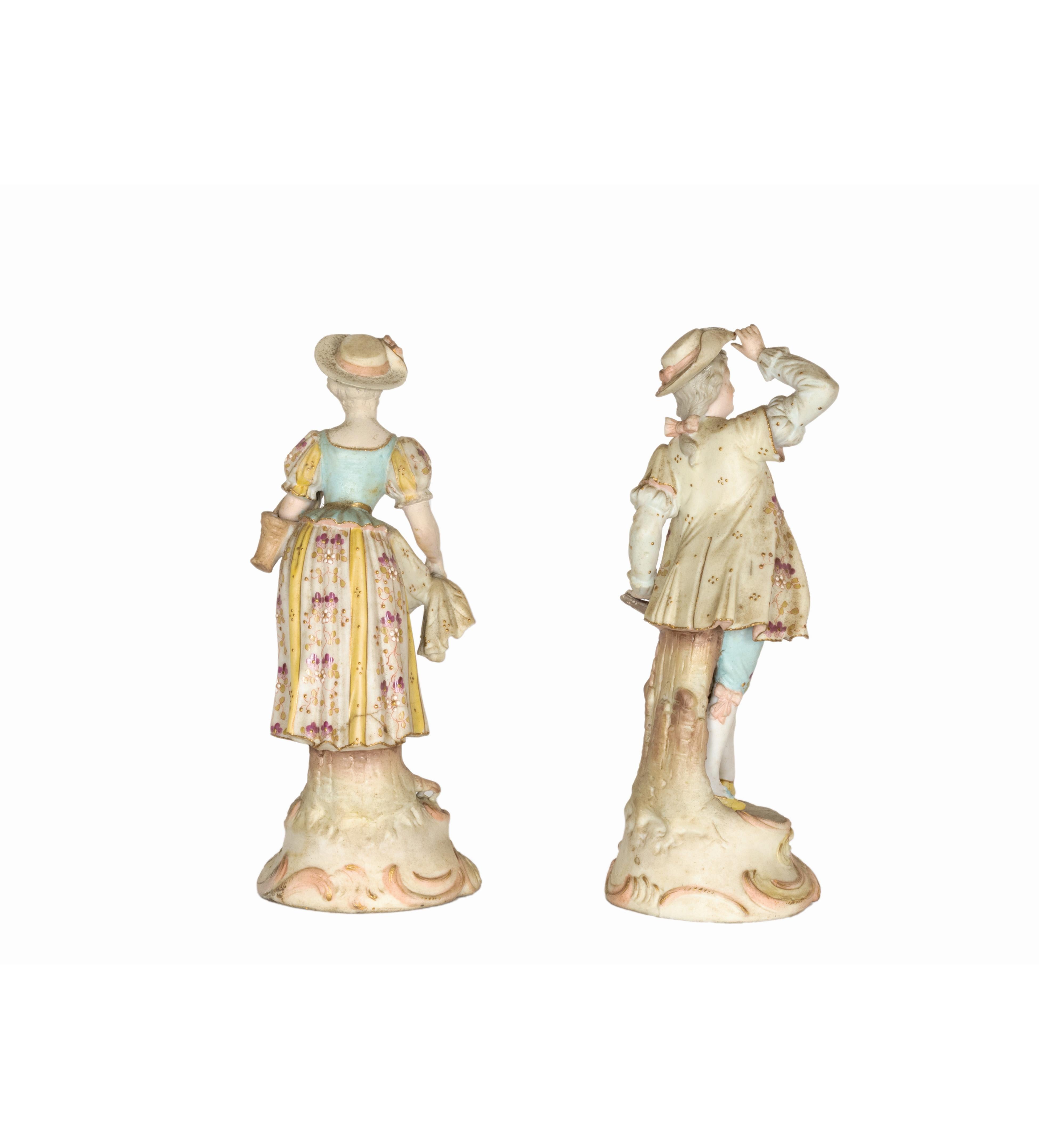 Rococo Revival German Meissen Porcelain Couple Figurines, 19th Century For Sale