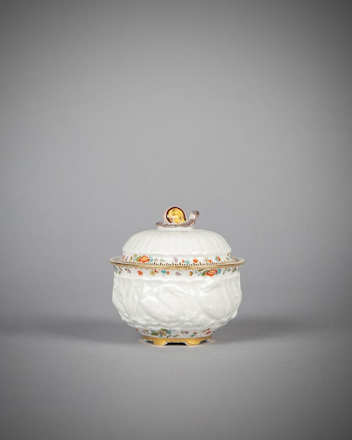 Service à café en porcelaine de Meissen Porcelain, Part One, 20e siècle en vente 12