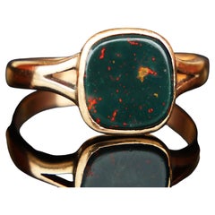 German Men Signet Ring 6ct. Blood stone solid 14K Gold ØUS12 / 4.55gr