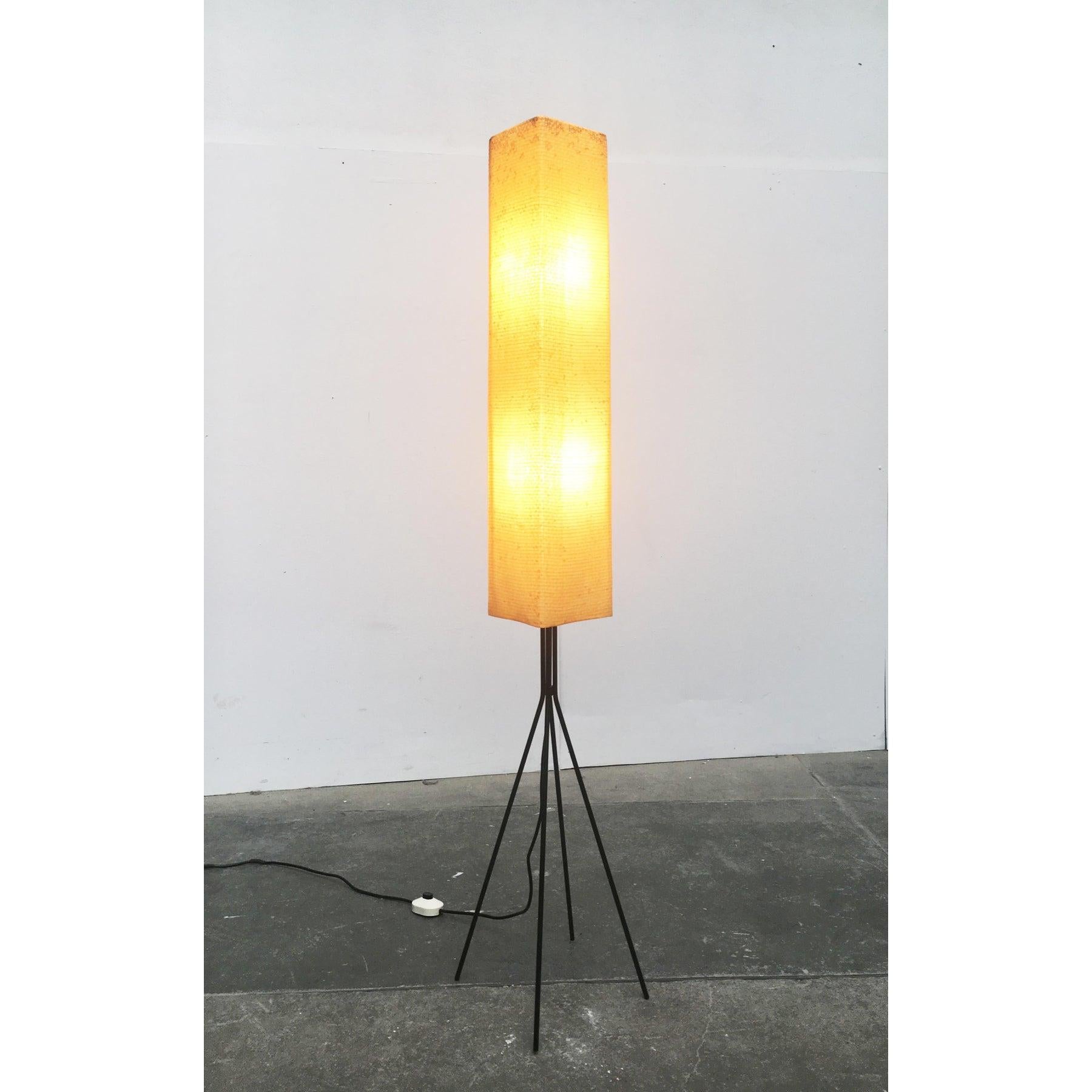 German Metal and Plastic Floor Lamp from Hesse Leuchten, 1960s In Good Condition For Sale In Hamburg, DE