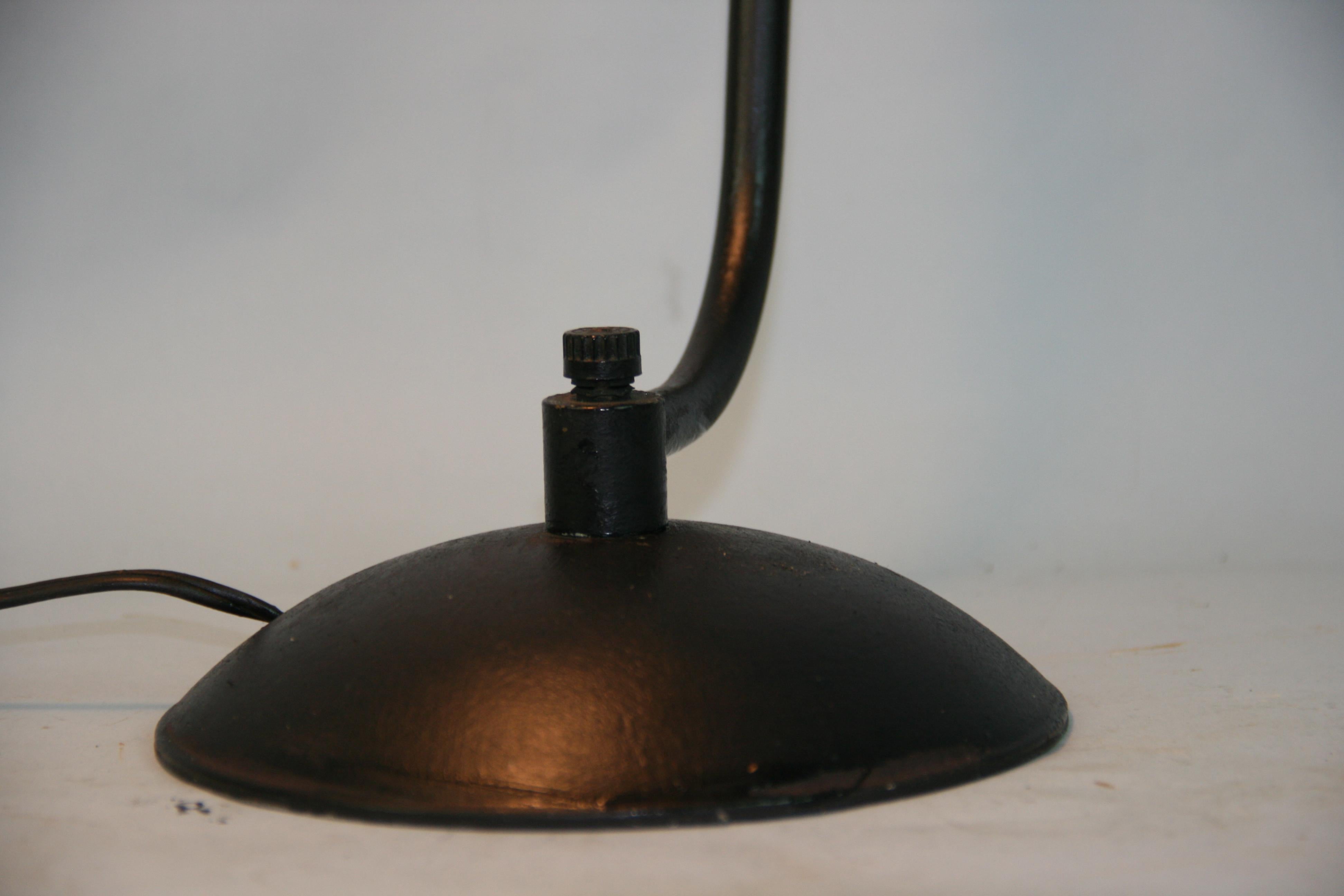 Midcentury Kurt Versen Saucer Table or Desk Lamp 1950's 2