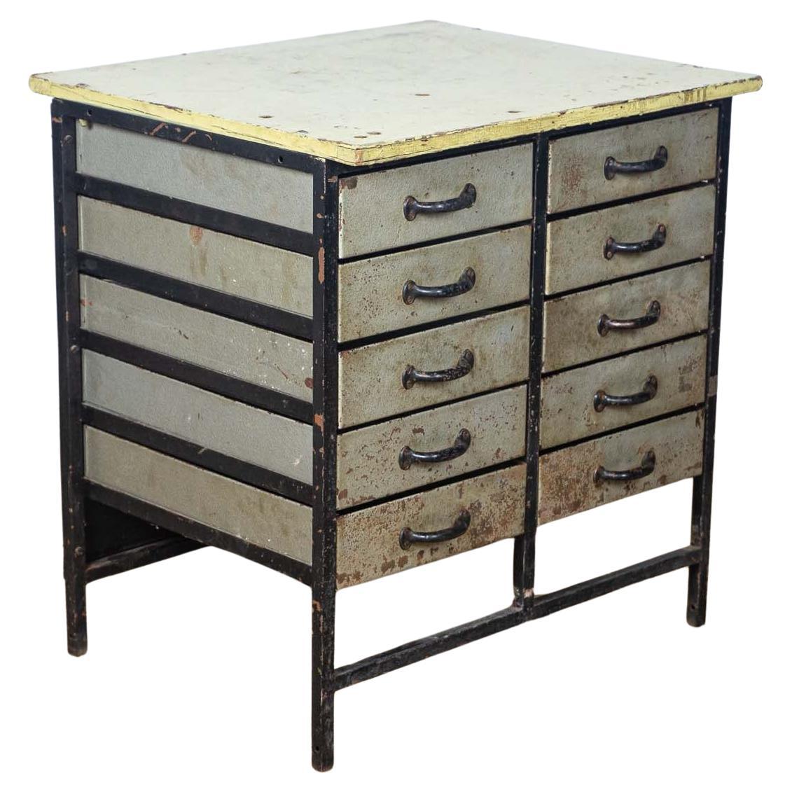 Deutscher Metall-Schubladenschrank, 1970er Jahre im Angebot