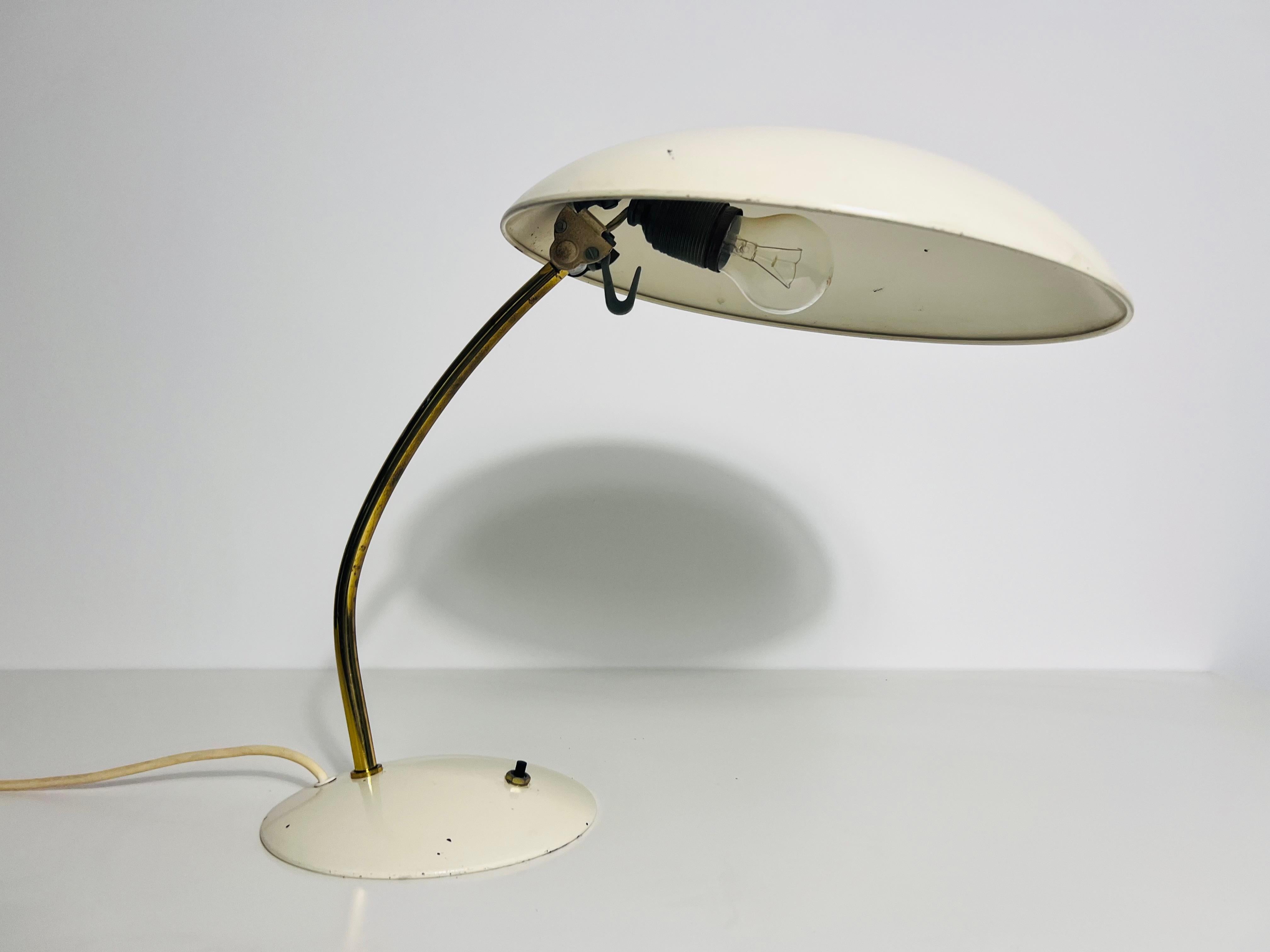 Lampe de table allemande, années 1960 Bon état - En vente à Hagenbach, DE