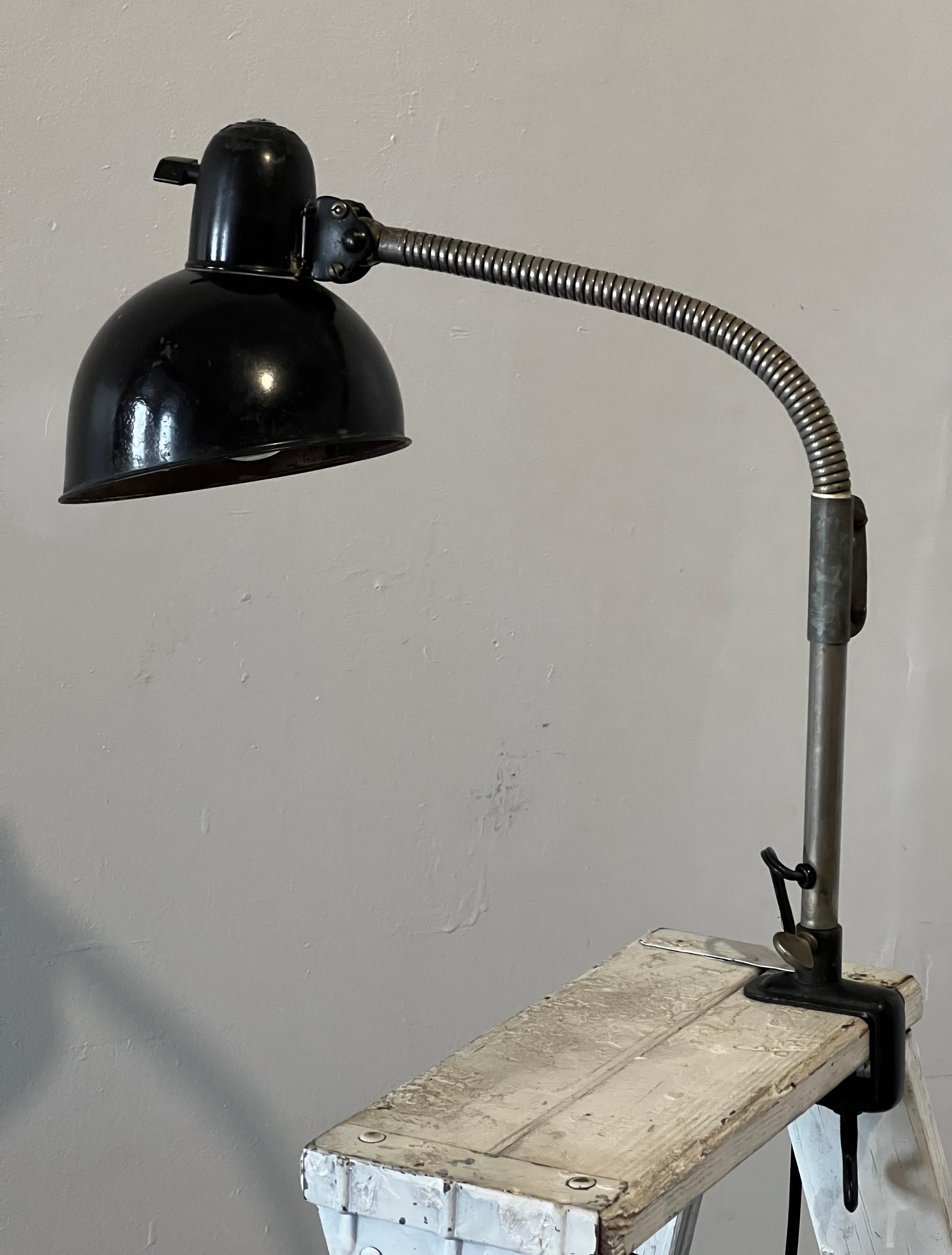 German Mid-Century Christian Dell Bauhaus Clamp Lamp #6470 circa 1930 For Sale 7