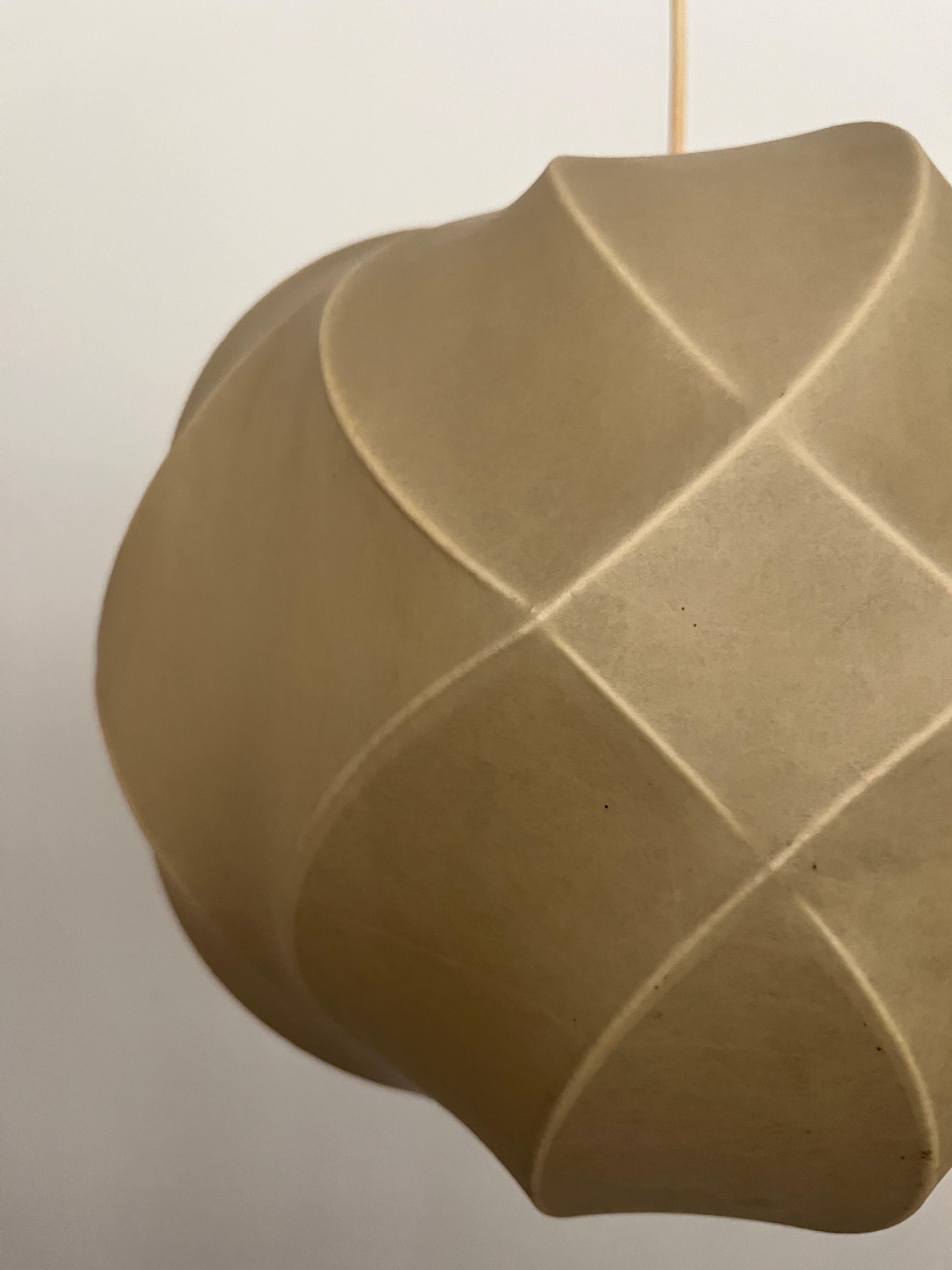 Lampadario Cocoon tedesco di metà secolo di Friedel Wauer per Goldkant, anni '60 in vendita 1