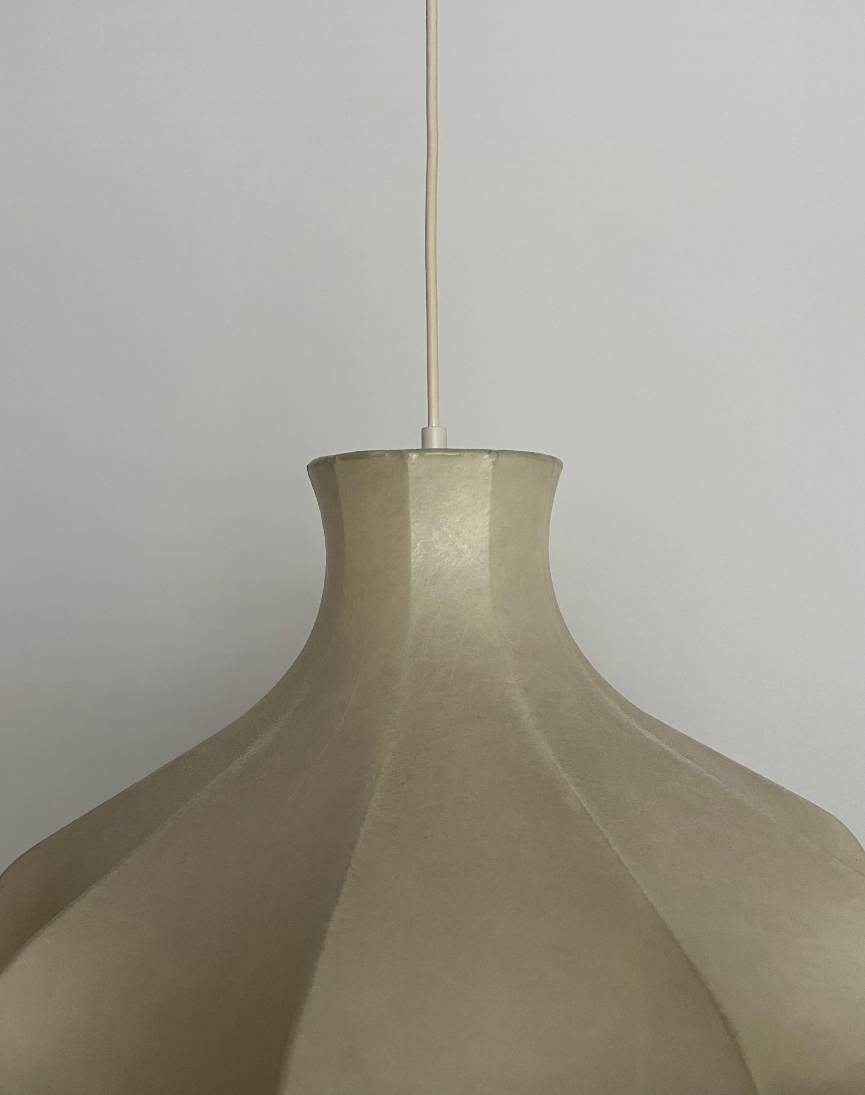 Deutscher Blumenkronleuchter „Cocoon“ aus der Mitte des Jahrhunderts von Goldkant Leuchten, 1960er Jahre im Angebot 8