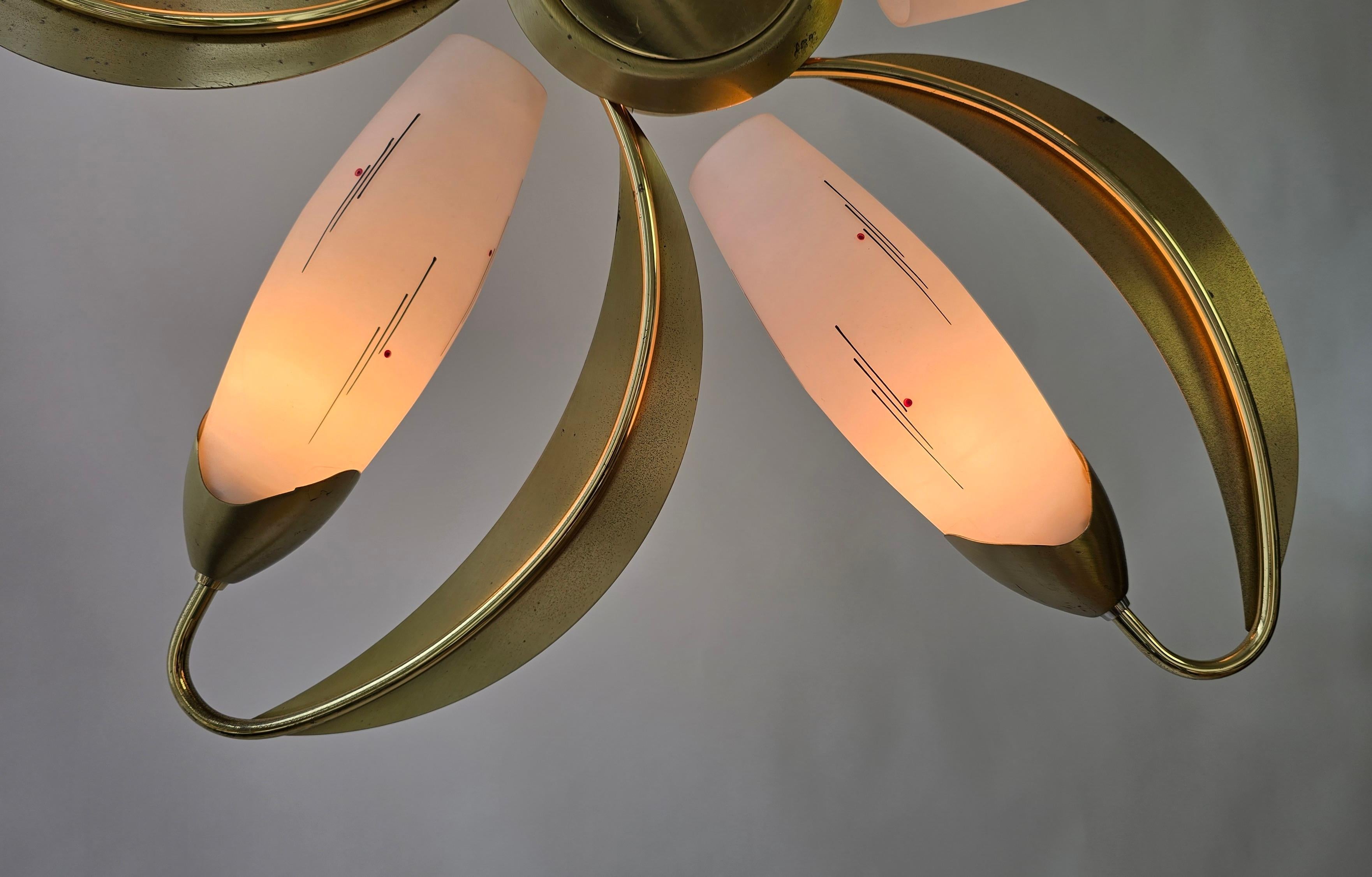 Ottone Lampada da soffitto a incasso floreale tedesca di metà secolo di Honsel, anni '50 in vendita