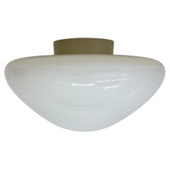 Lampada da soffitto 961 di Wilhelm Wagenfeld per Lindner, in vetro, della metà del secolo scorso.