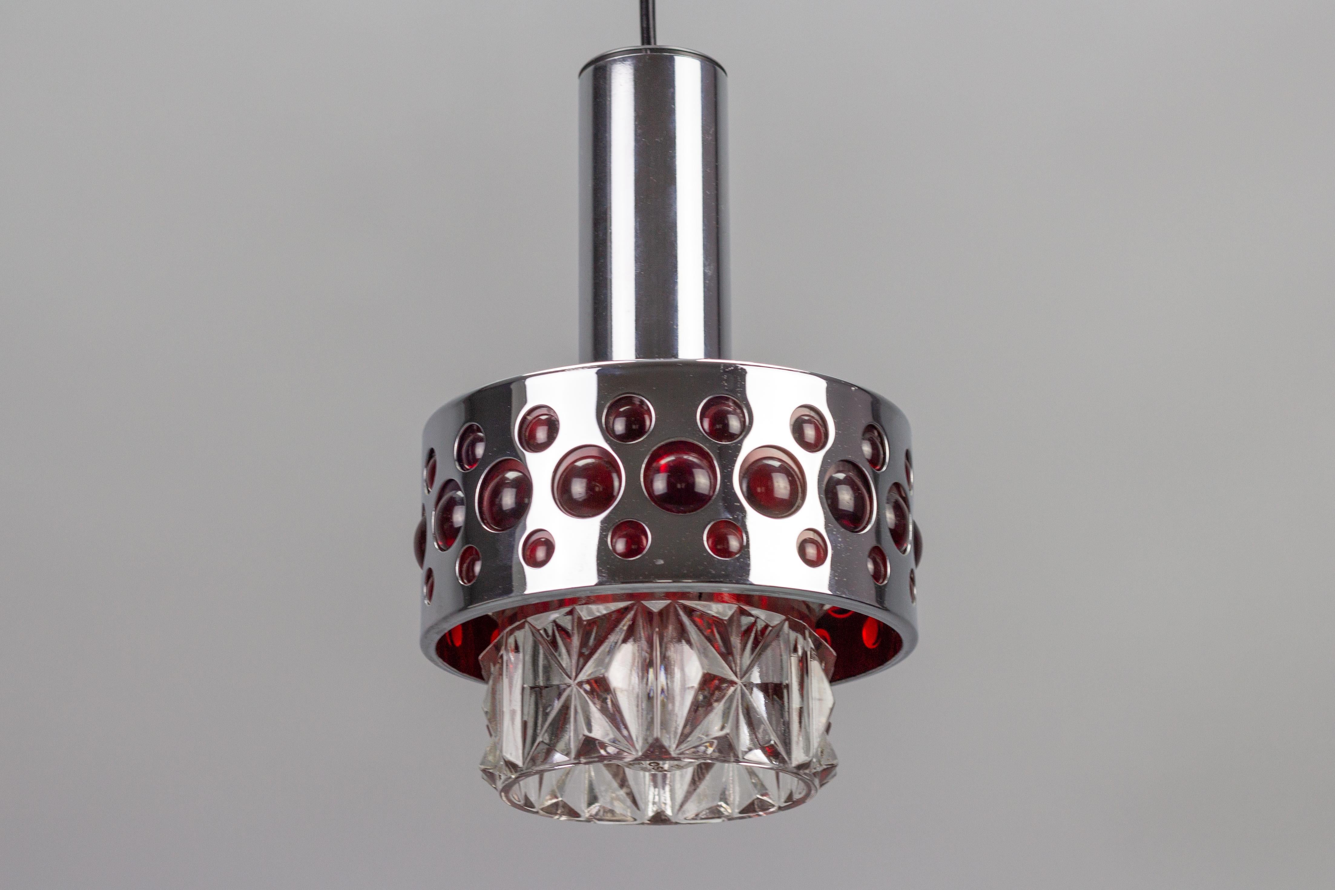 German Mid-Century Modern Chrome and Red Pendant Light by Richard Essig, 1970s For Sale 4