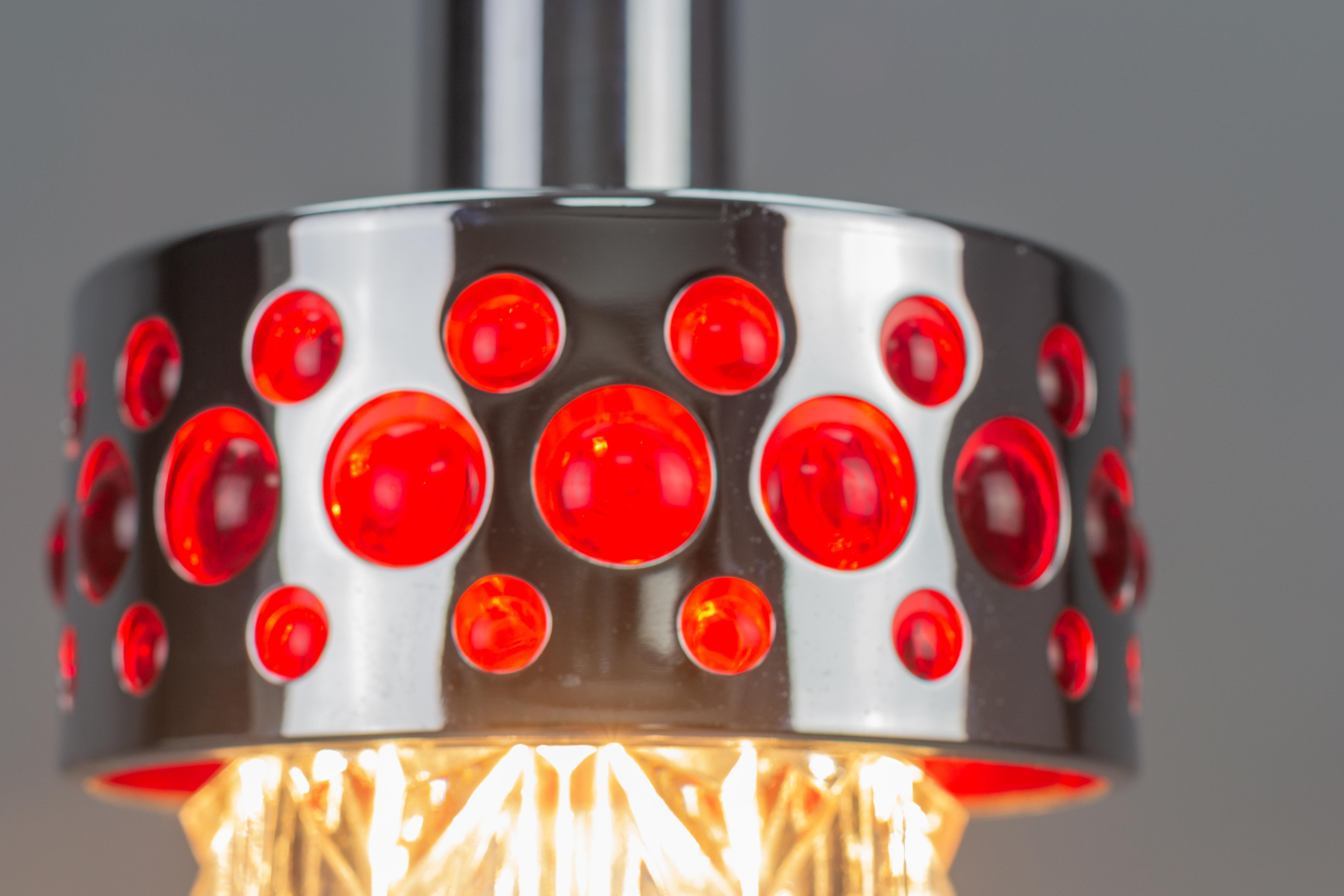 German Mid-Century Modern Chrome and Red Pendant Light by Richard Essig, 1970s In Good Condition For Sale In Barntrup, DE
