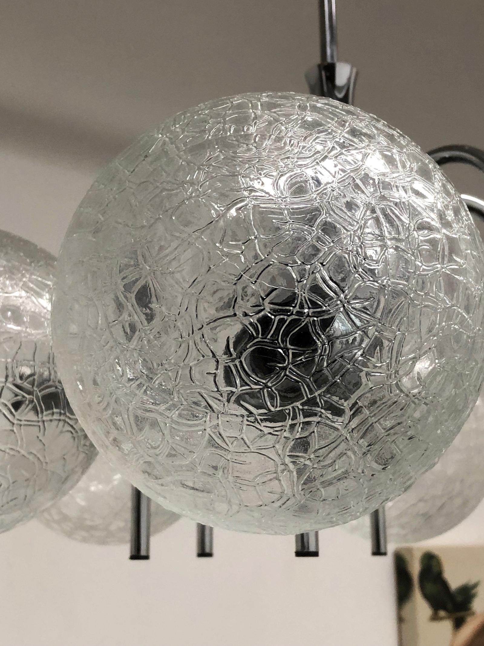 German Mid-Century Modern Polished Chrome and Glass Ball Sputnik Chandelier For Sale 5