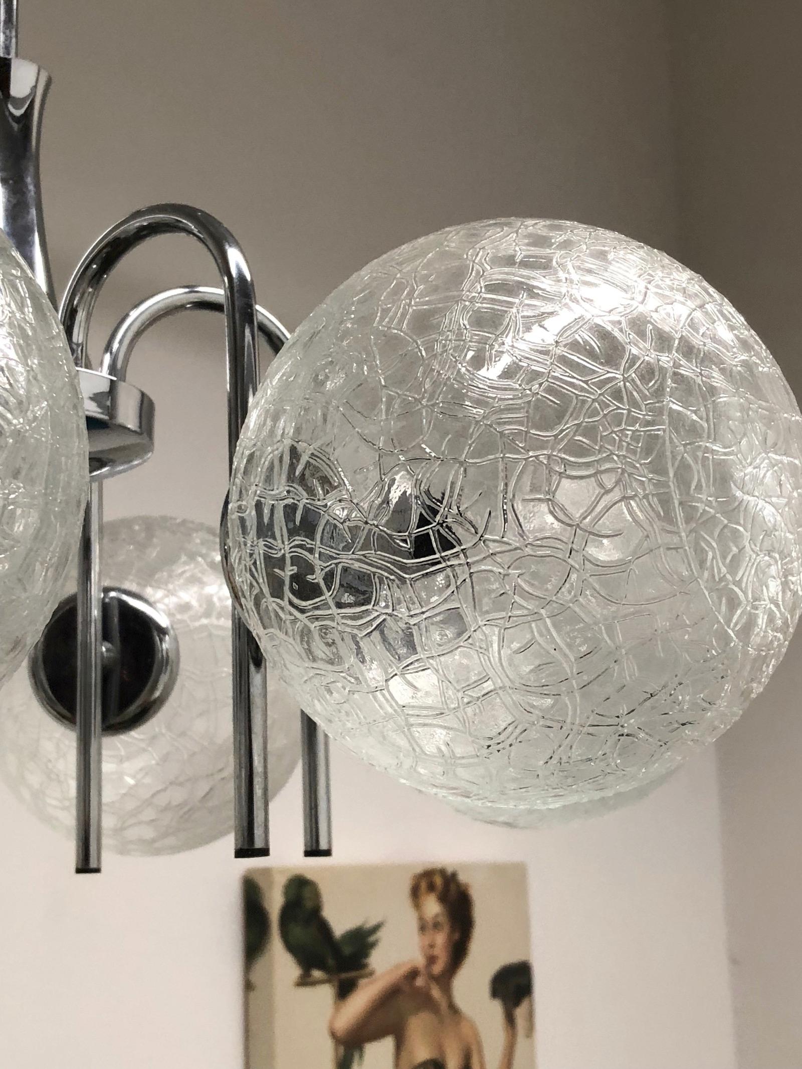 German Mid-Century Modern Polished Chrome and Glass Ball Sputnik Chandelier For Sale 6