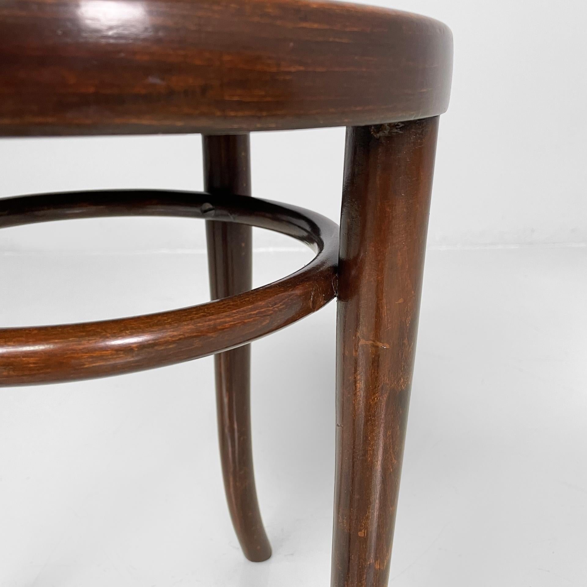 Taburete de mesa moderno alemán de mediados de siglo en madera de Thonet, años 40 en venta 2