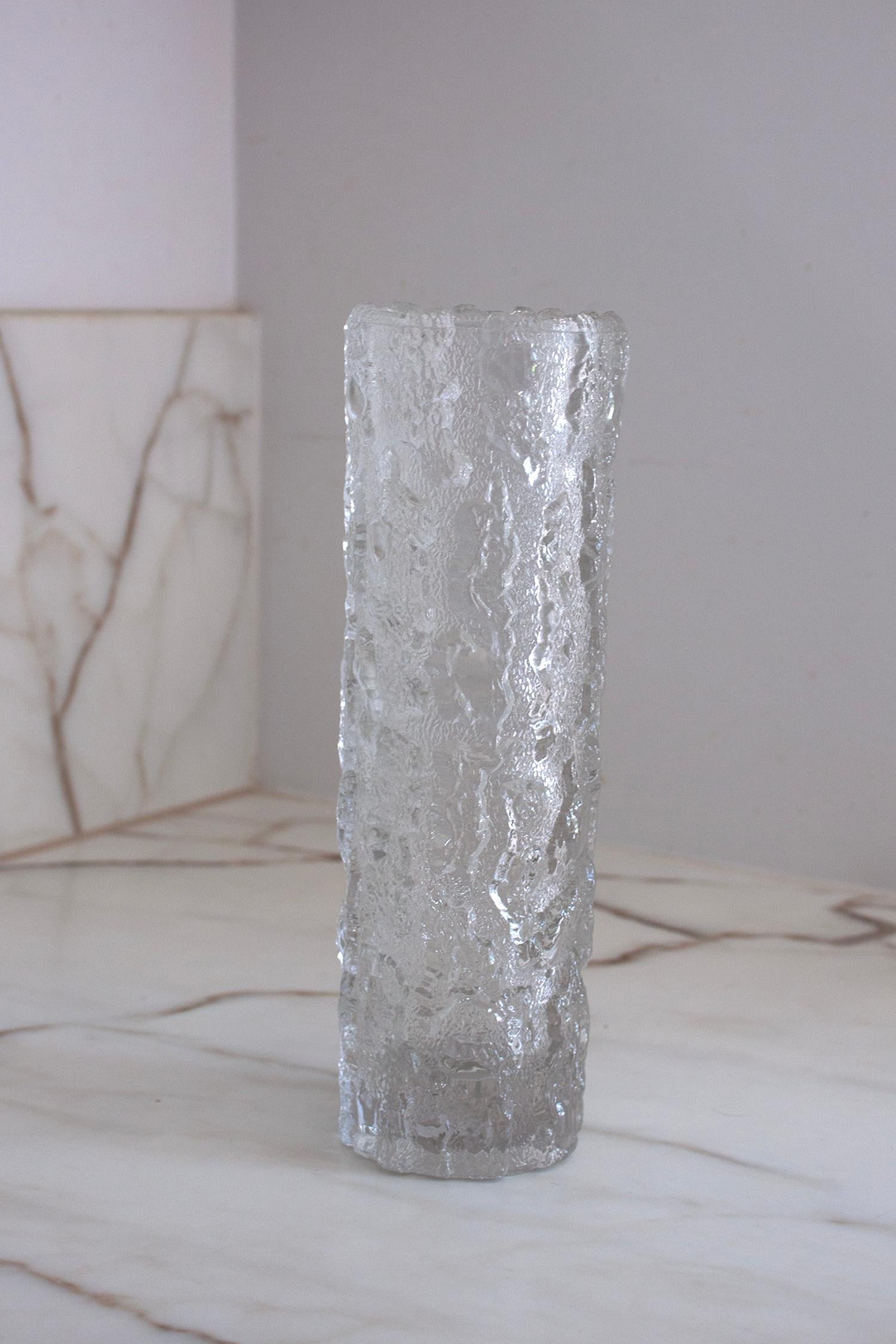 Vase en verre à glace allemand moderne du milieu du siècle en vente 3