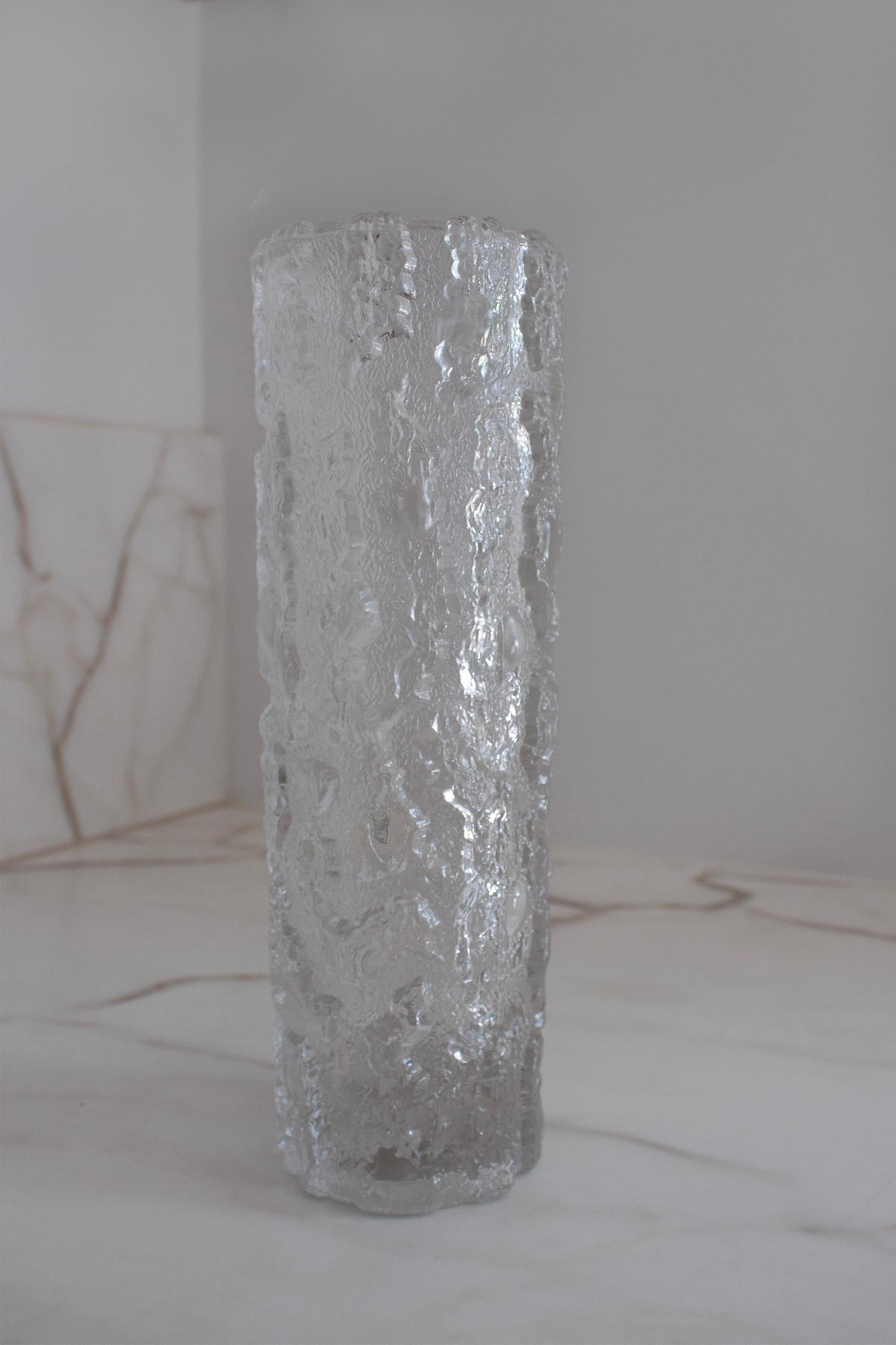 20ième siècle Vase en verre à glace allemand moderne du milieu du siècle en vente