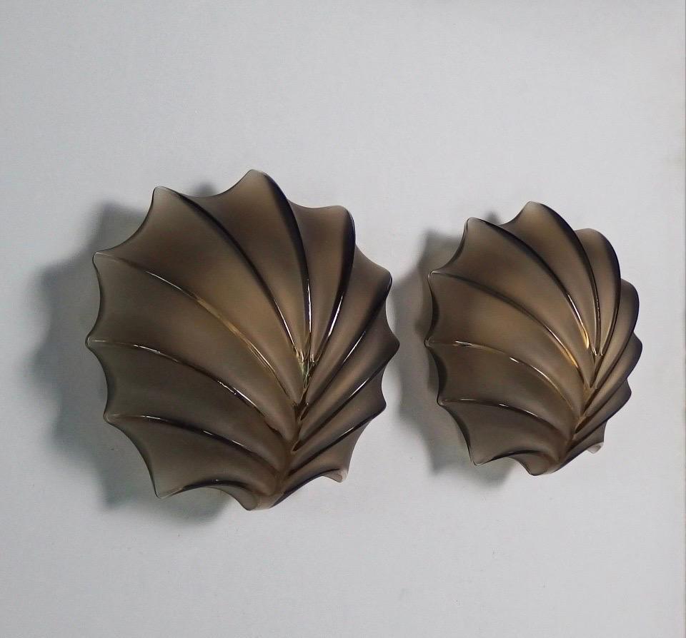 German Mid-Century Shell Brown glass Pair of Wall Sconces by Hillebrand, 1970s 9