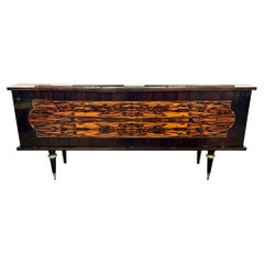 Credenza tedesca Art Deco del Medioevo