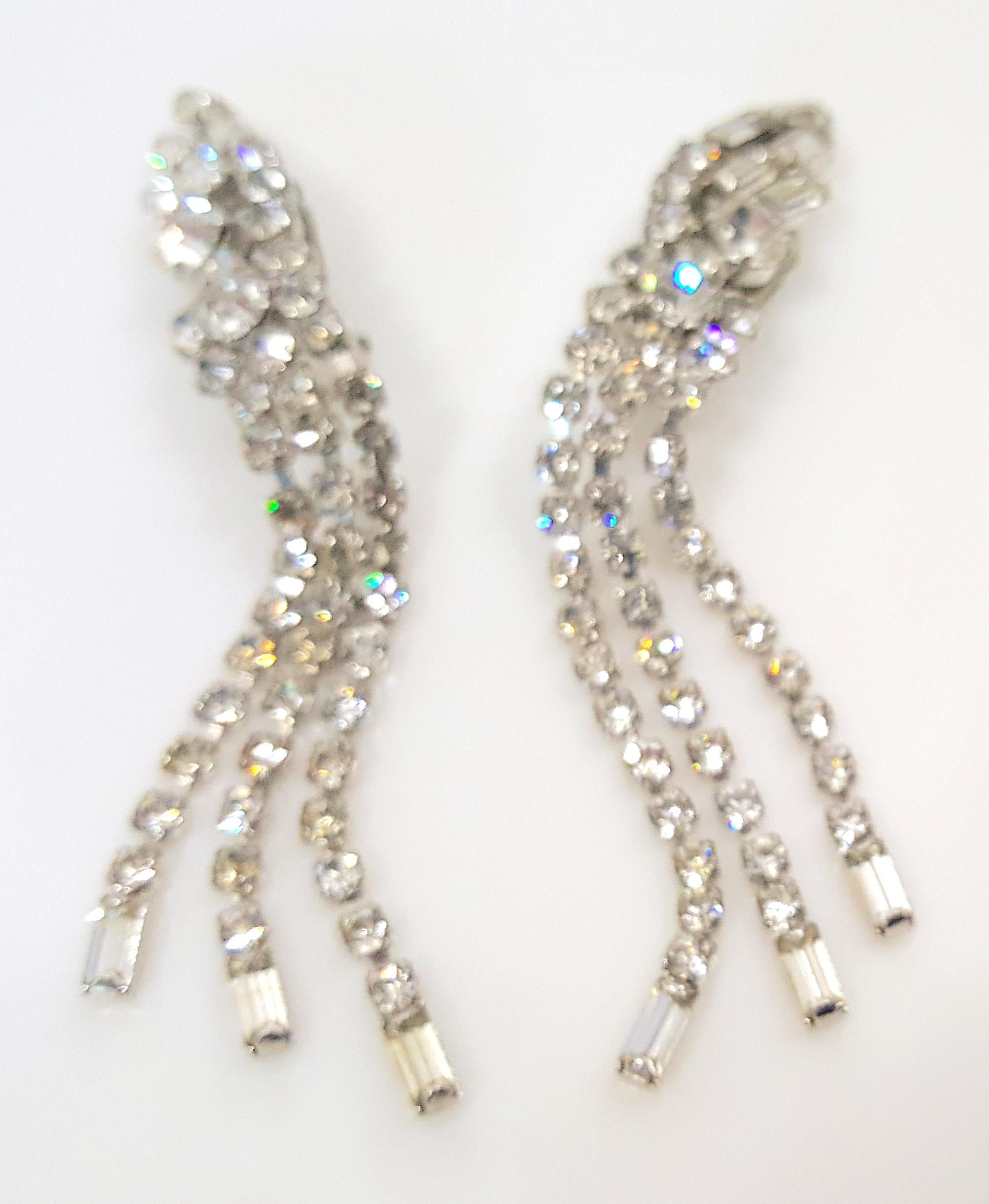 HautCoutureDiorDesignerWesternGermanyMaxMuller Crystal SinuousDangleClipEarrings For Sale 1