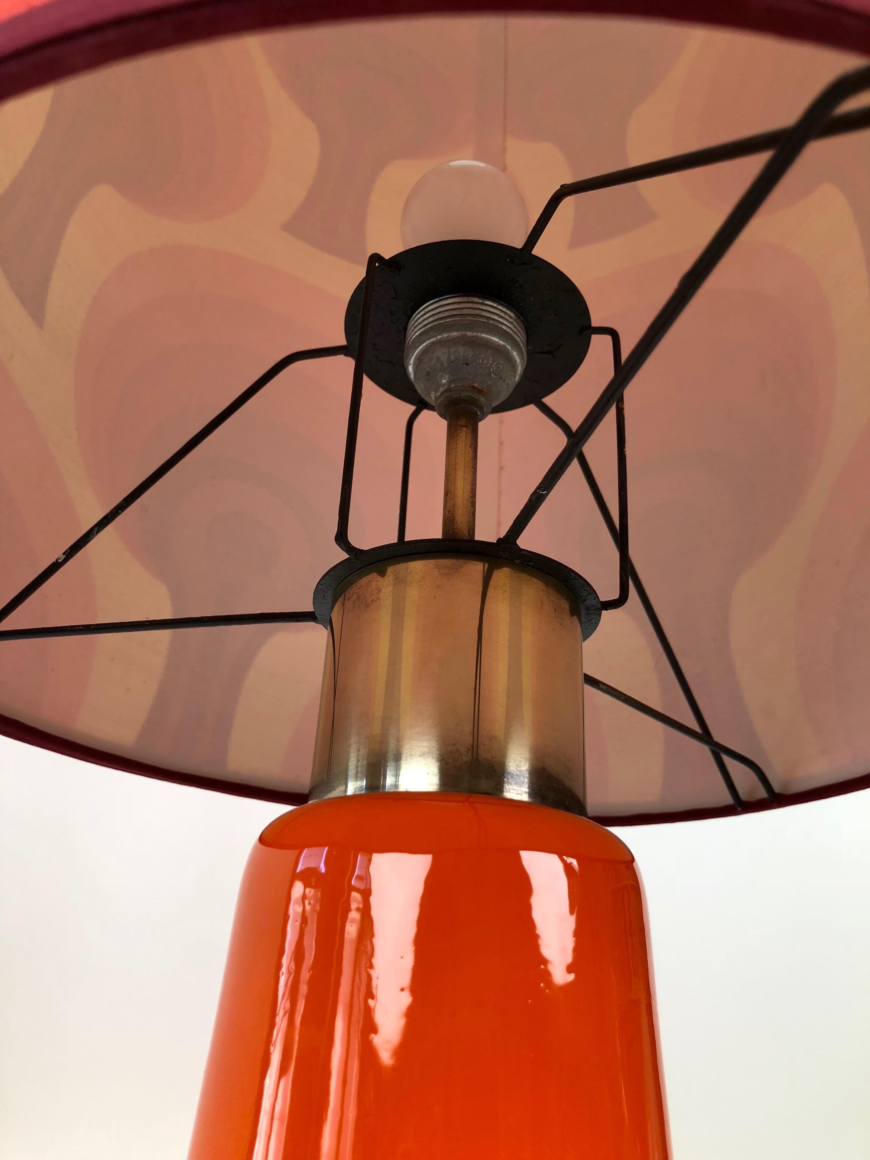 German Midcentury Extra Large Table Lamp with Glass Base For Sale 1