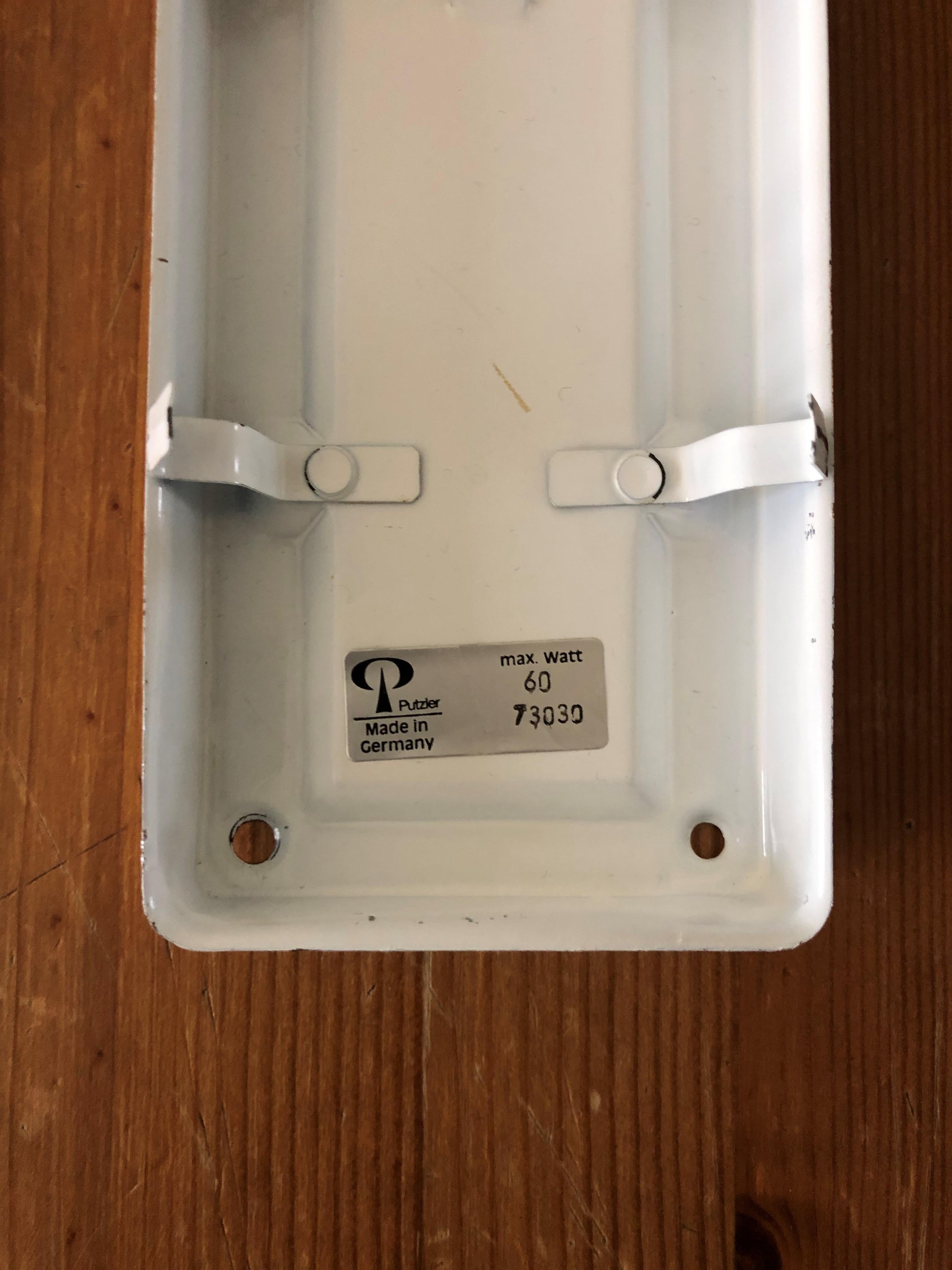 Coppia di applique in vetro del Medioevo tedesco di Peill & Putzler, anni '70 in vendita 2