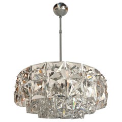 Grande lampadario in cristallo e metallo cromato del Medioevo tedesco di Kinkeldey, anni '70