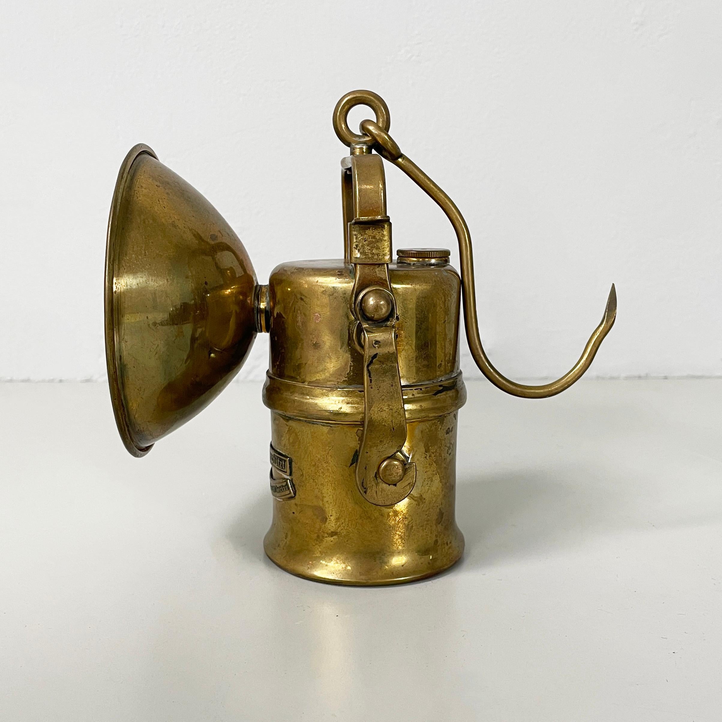 German miner's lantern in brass, late 1800s-early 1900s In Fair Condition In MIlano, IT