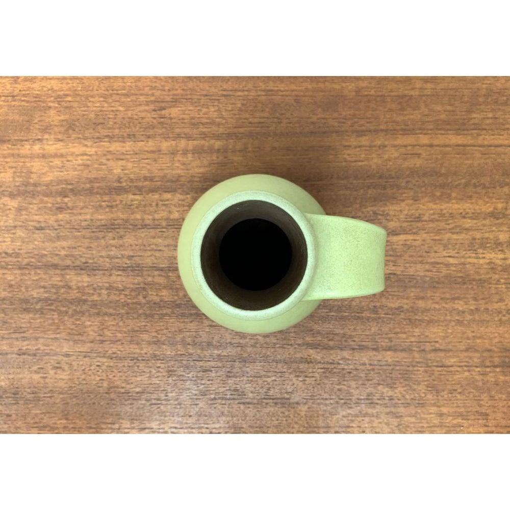 German Minimalist Vase by Hildegard and Peter Delius for Hamelner Töpferei 1960s For Sale 3