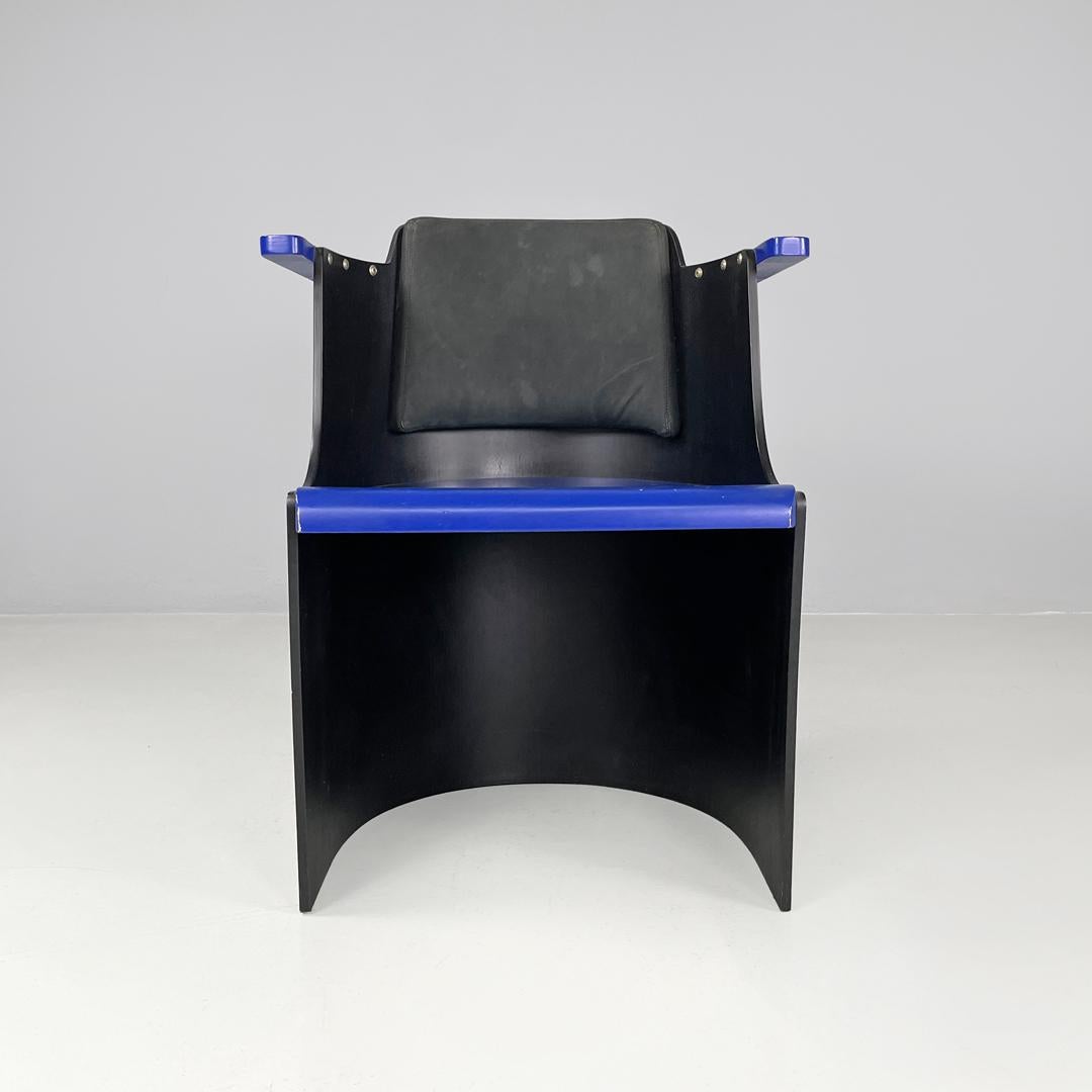 German modern blue and black wooden chairs D61 by El Lissitzky for Tecta, 1970s In Fair Condition For Sale In MIlano, IT