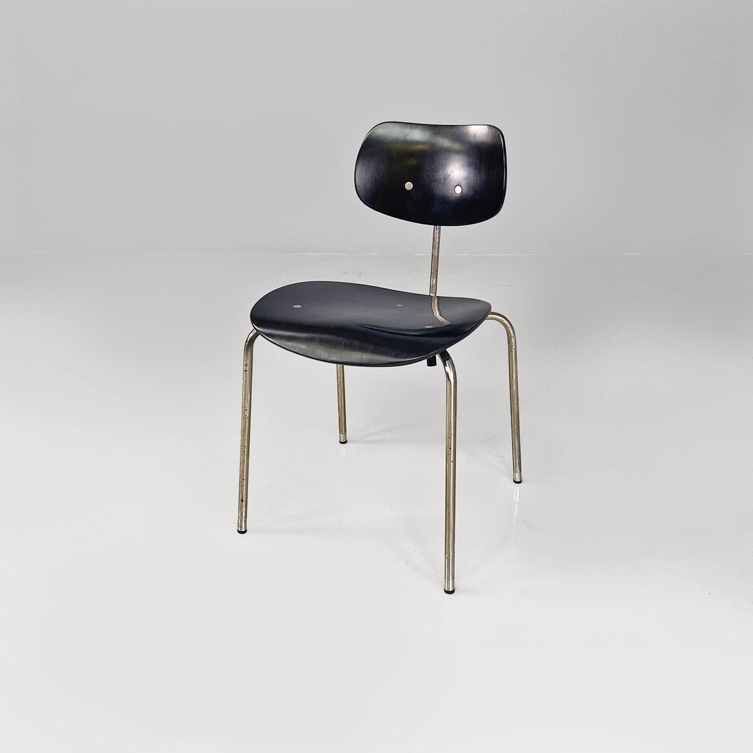 German modern wood metal SE68 chairs by Egon Eiermann for Wilde + Spieth, 1960s In condizioni buone in vendita a MIlano, IT